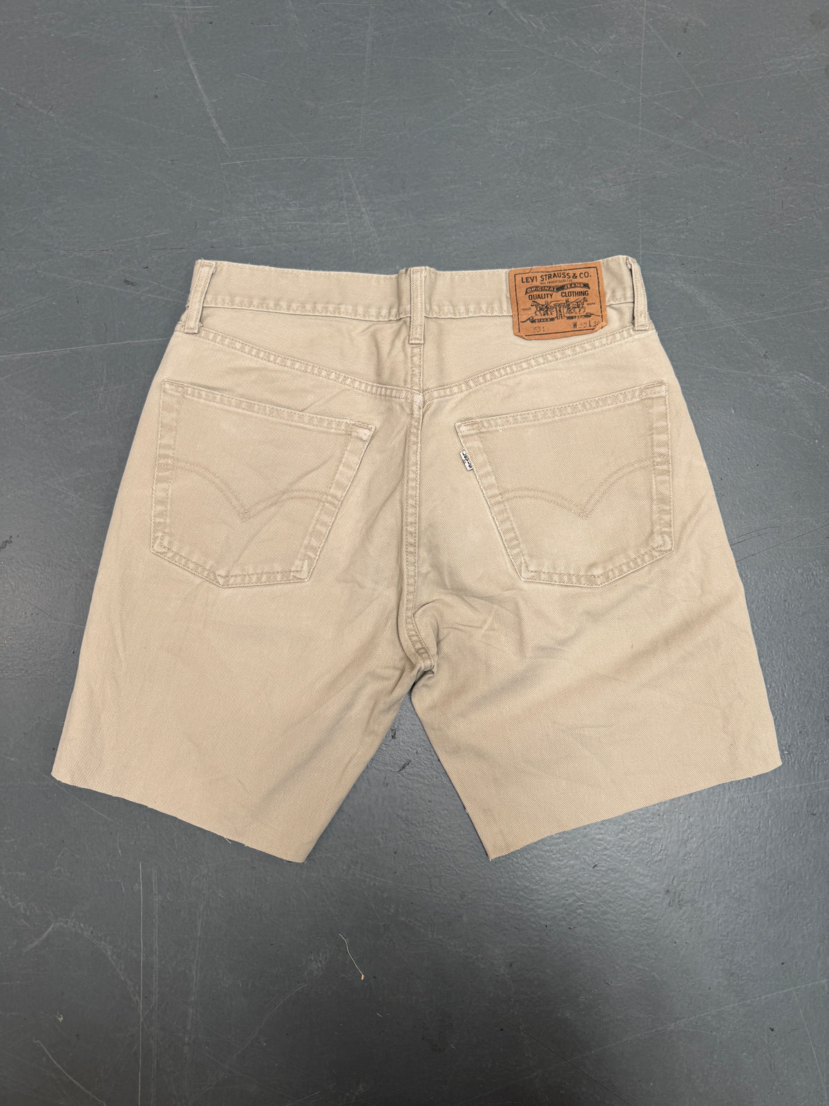 Vintage Levis Cut Off Denim Shorts - 90s Made - W 30 - SH1256