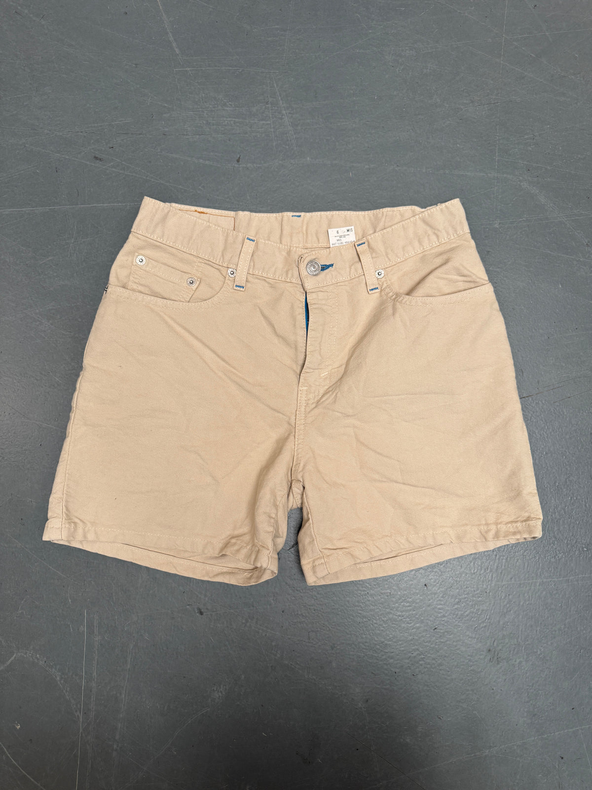 Vintage Levis Cut Off Denim Shorts - 90s Made - W 28 - SH1258