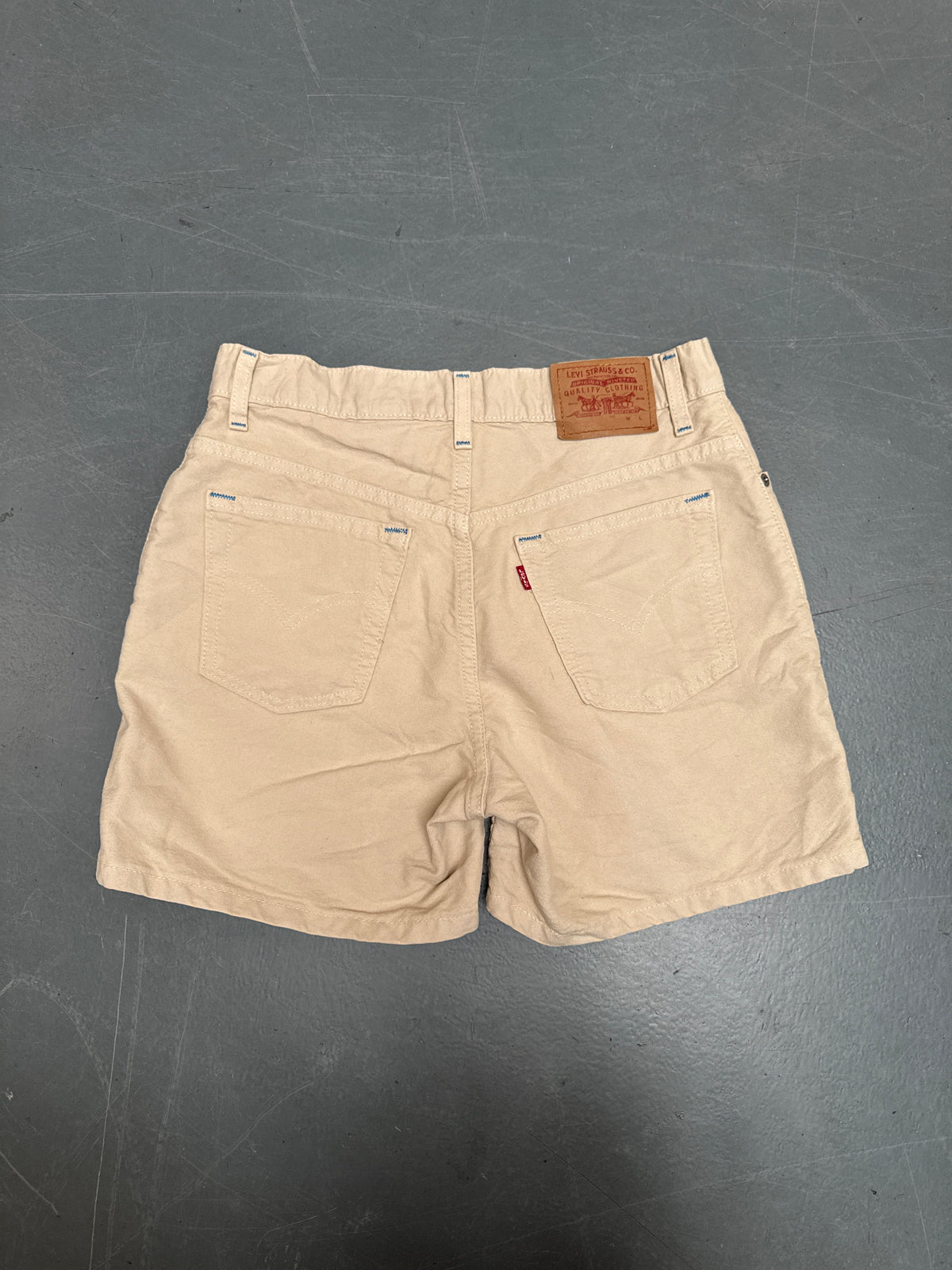 Vintage Levis Cut Off Denim Shorts - 90s Made - W 28 - SH1258
