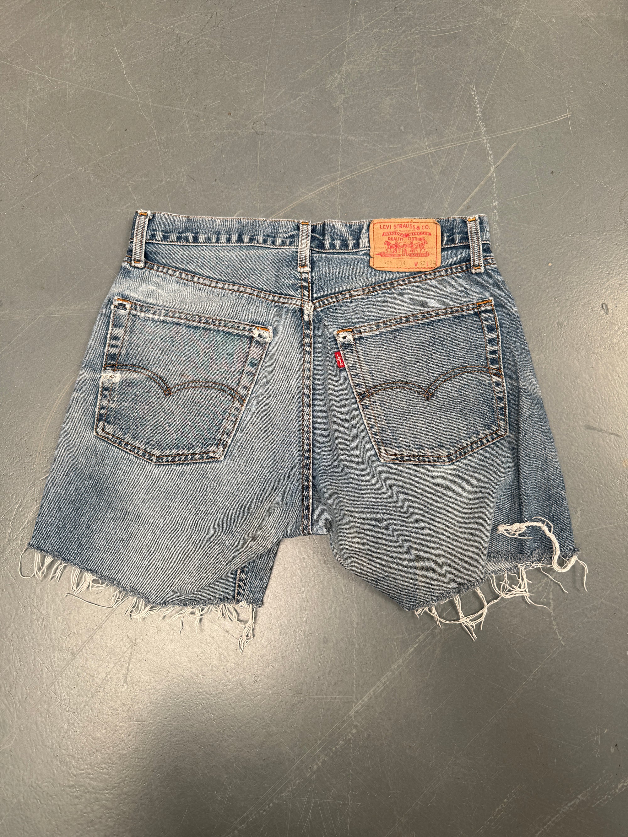 Vintage Ladies Levis Cut Off Denim Shorts - 90s Made - W 30 - SH130
