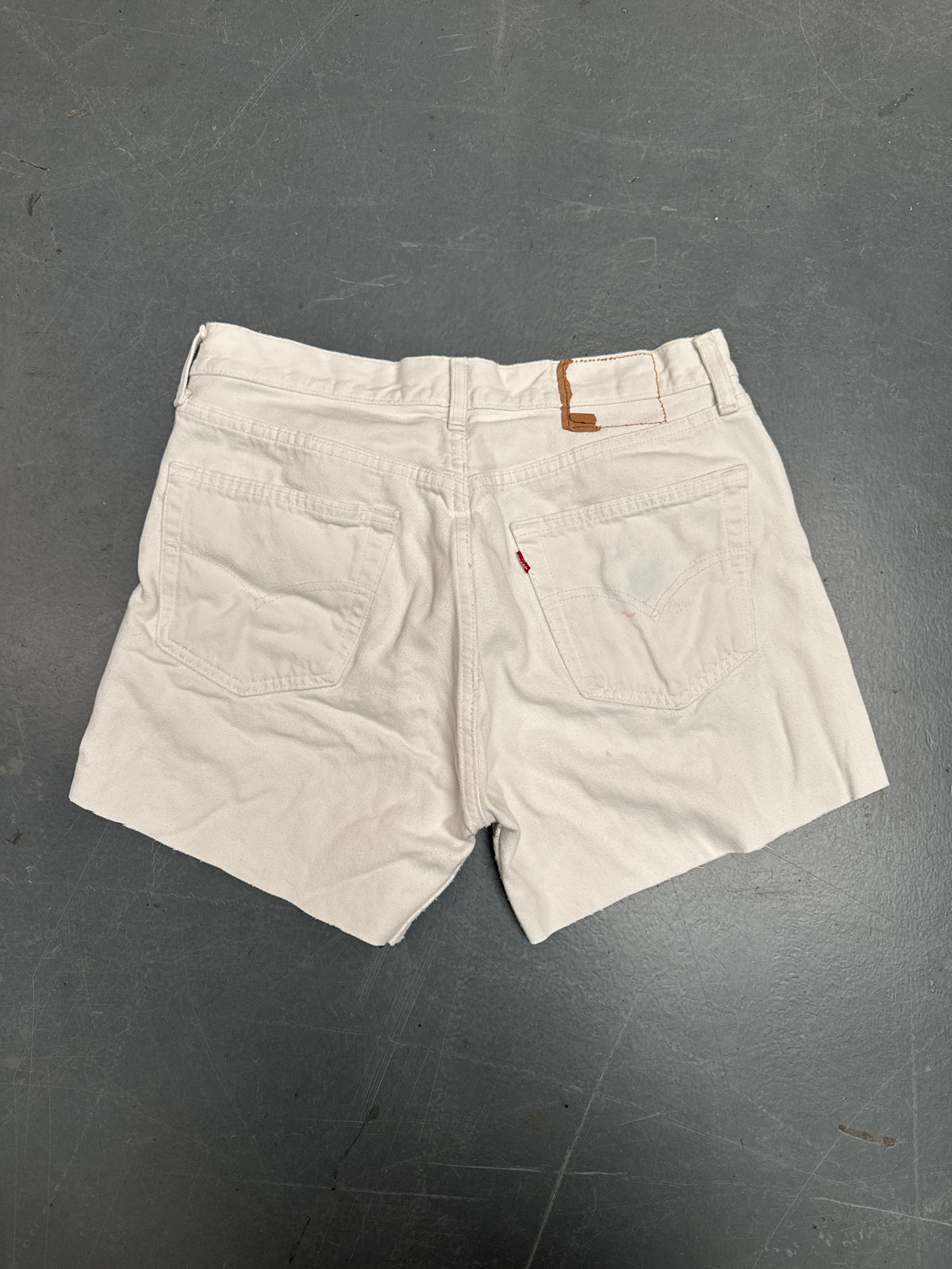 Vintage Levis Cut Off Denim Shorts - 90s Made - W 30 - SH1307
