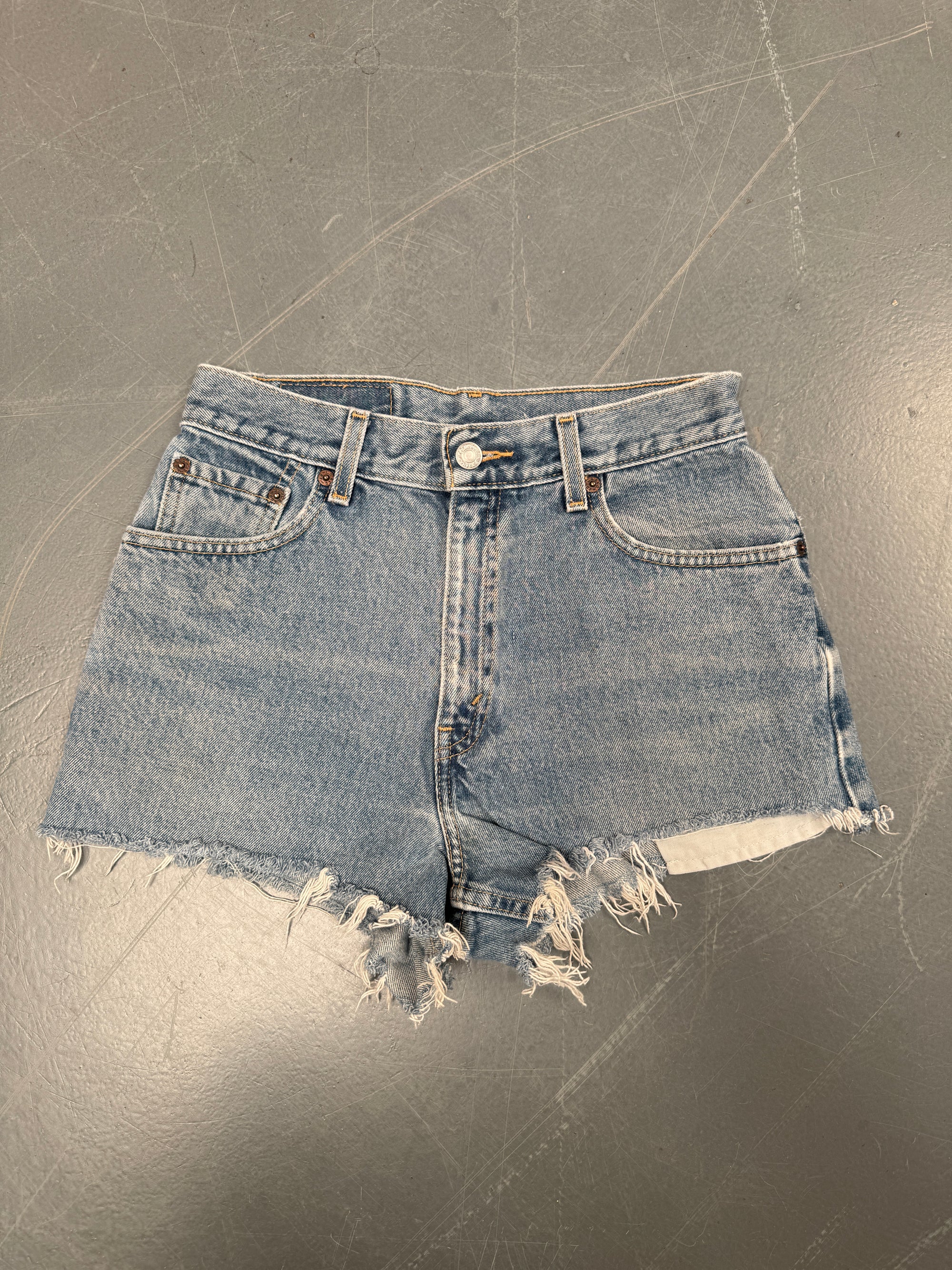 Vintage Ladies Levis Cut Off Denim Shorts - 90s Made - W 26 - SH131