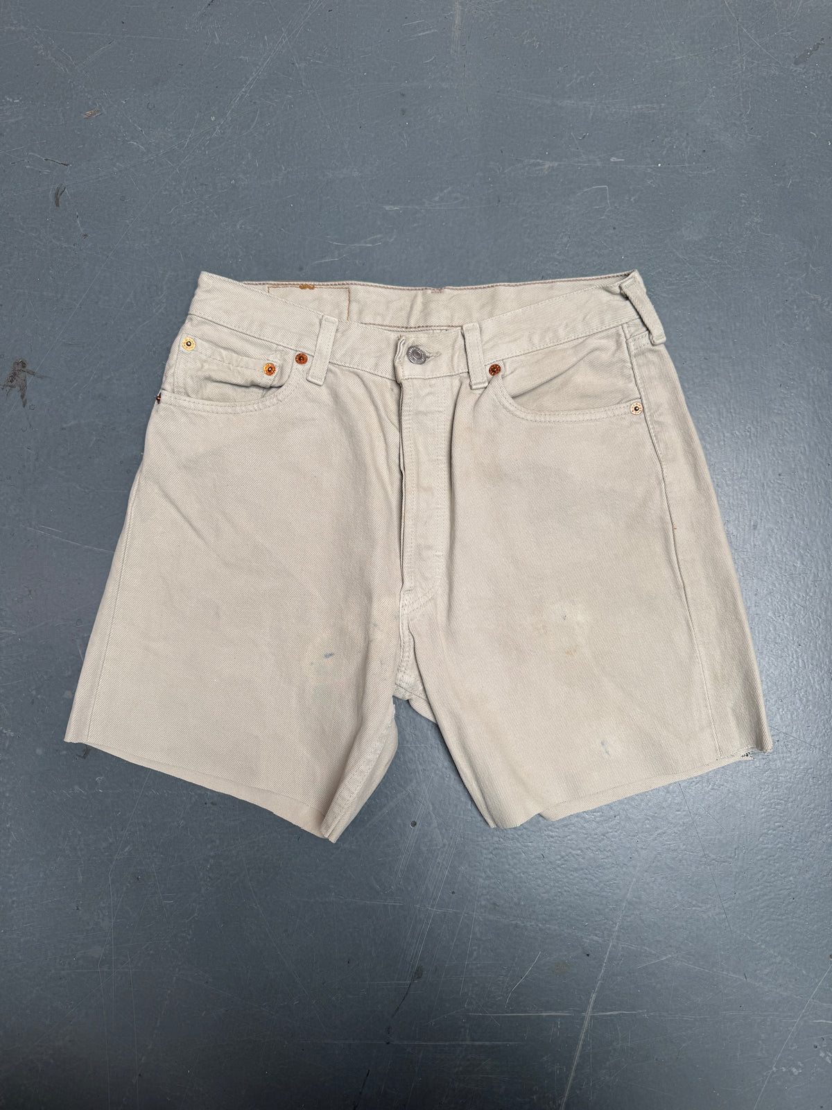 Vintage Levis Cut Off Denim Shorts - 90s Made - W 26 - SH1313