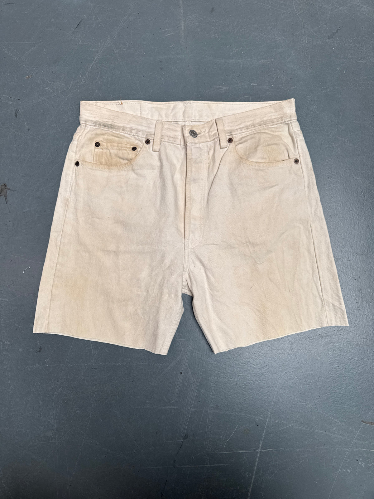 Vintage Levis Cut Off Denim Shorts - 90s Made - W 31 - SH1318