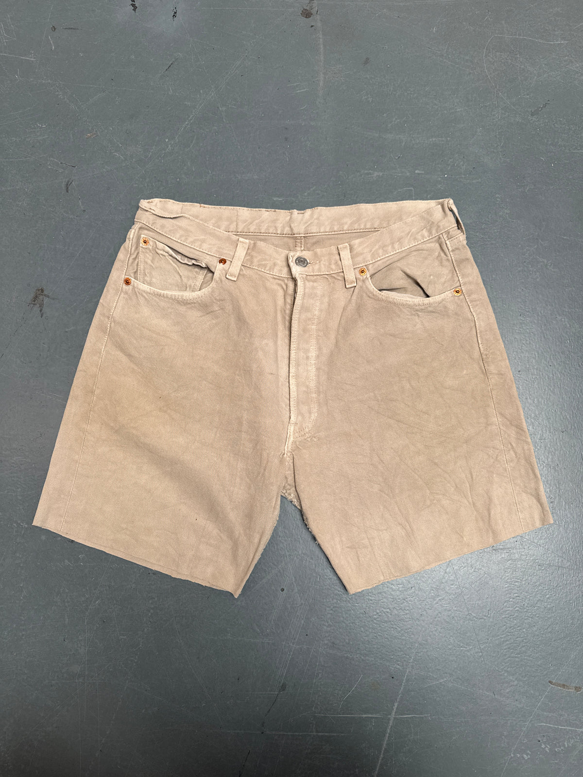 Vintage Levis Cut Off Denim Shorts - 90s Made - W 32 - SH1322