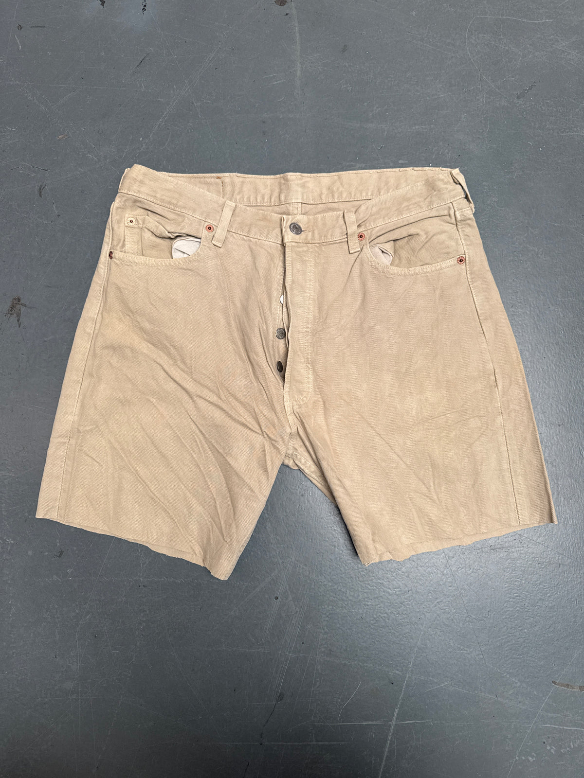 Vintage Levis Cut Off Denim Shorts - 90s Made - W 32 - SH1323
