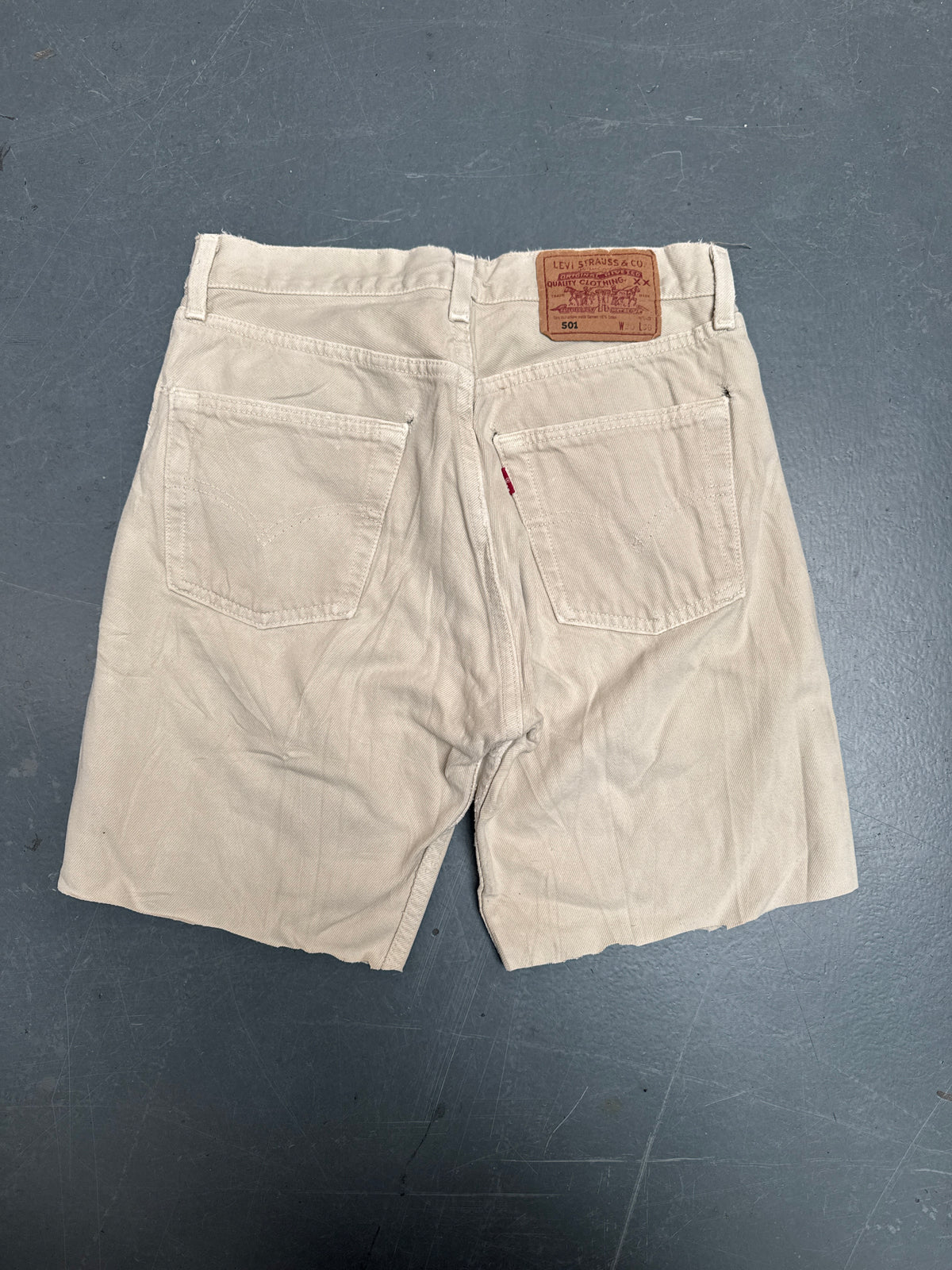 Vintage Levis Cut Off Denim Shorts - 90s Made - W 26 - SH1324