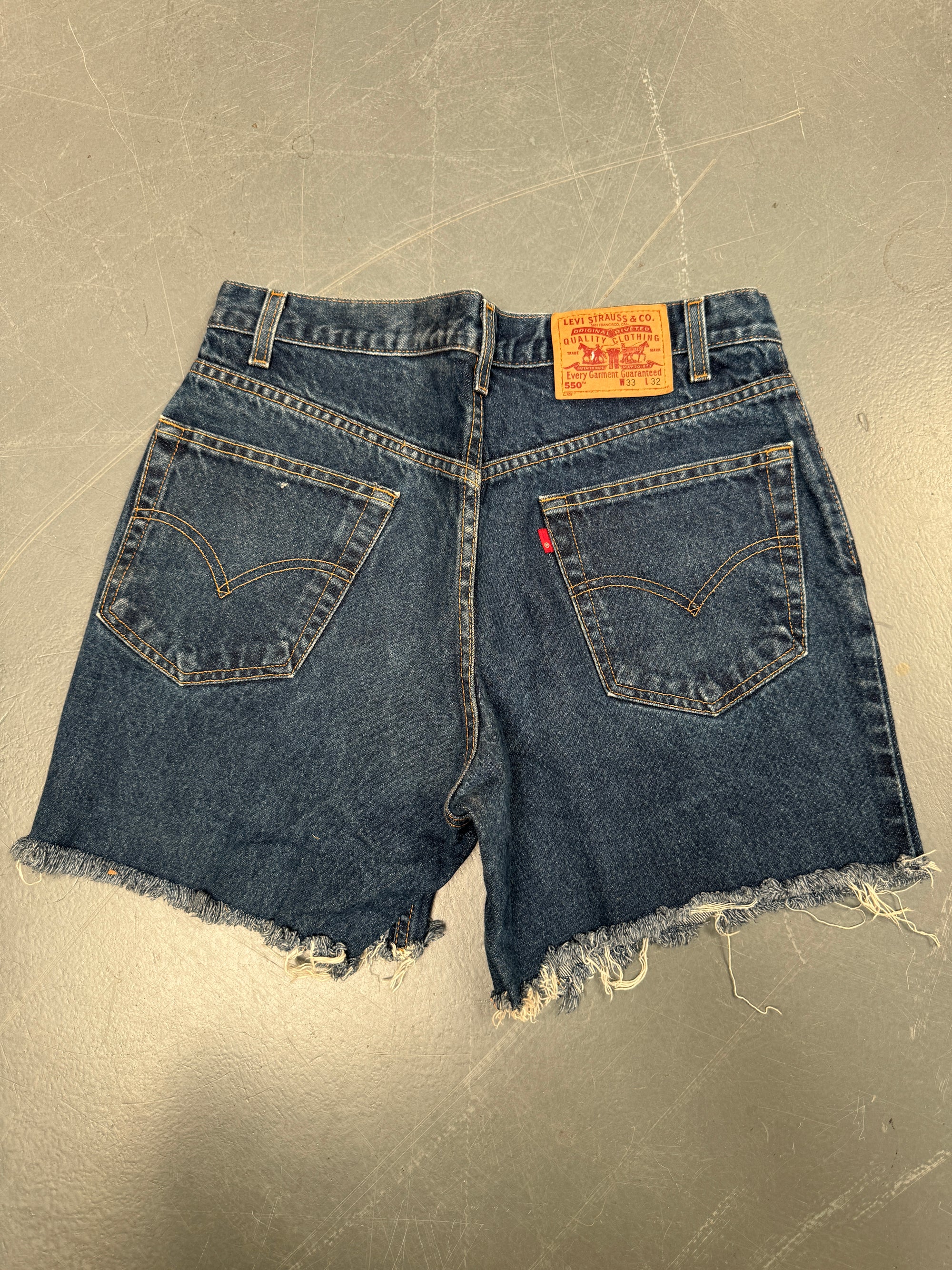 Vintage Ladies Levis Cut Off Denim Shorts - 90s Made - W 31 - SH143