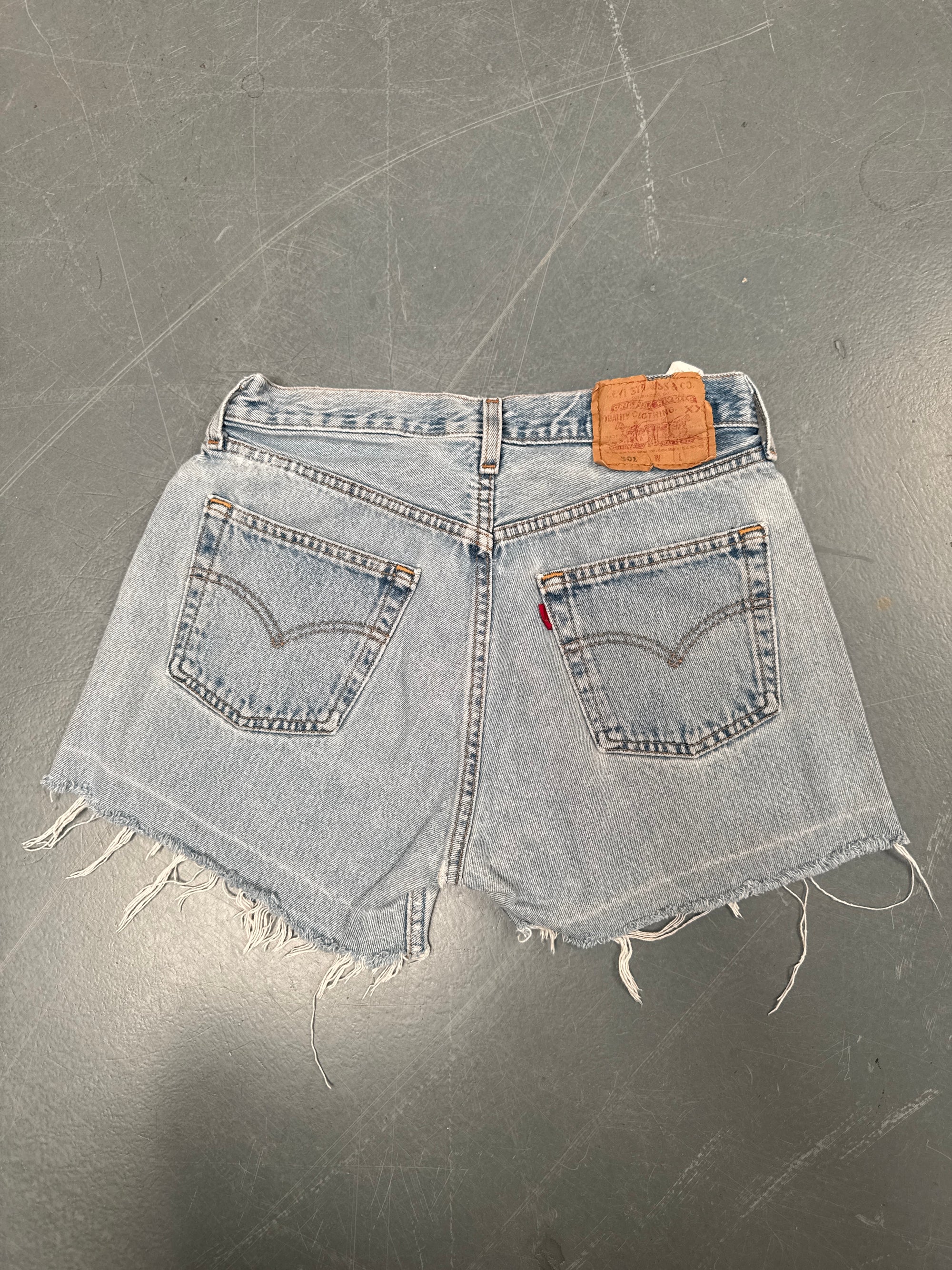 Vintage Ladies Levis Cut Off Denim Shorts - 90s Made - W 28 - SH146