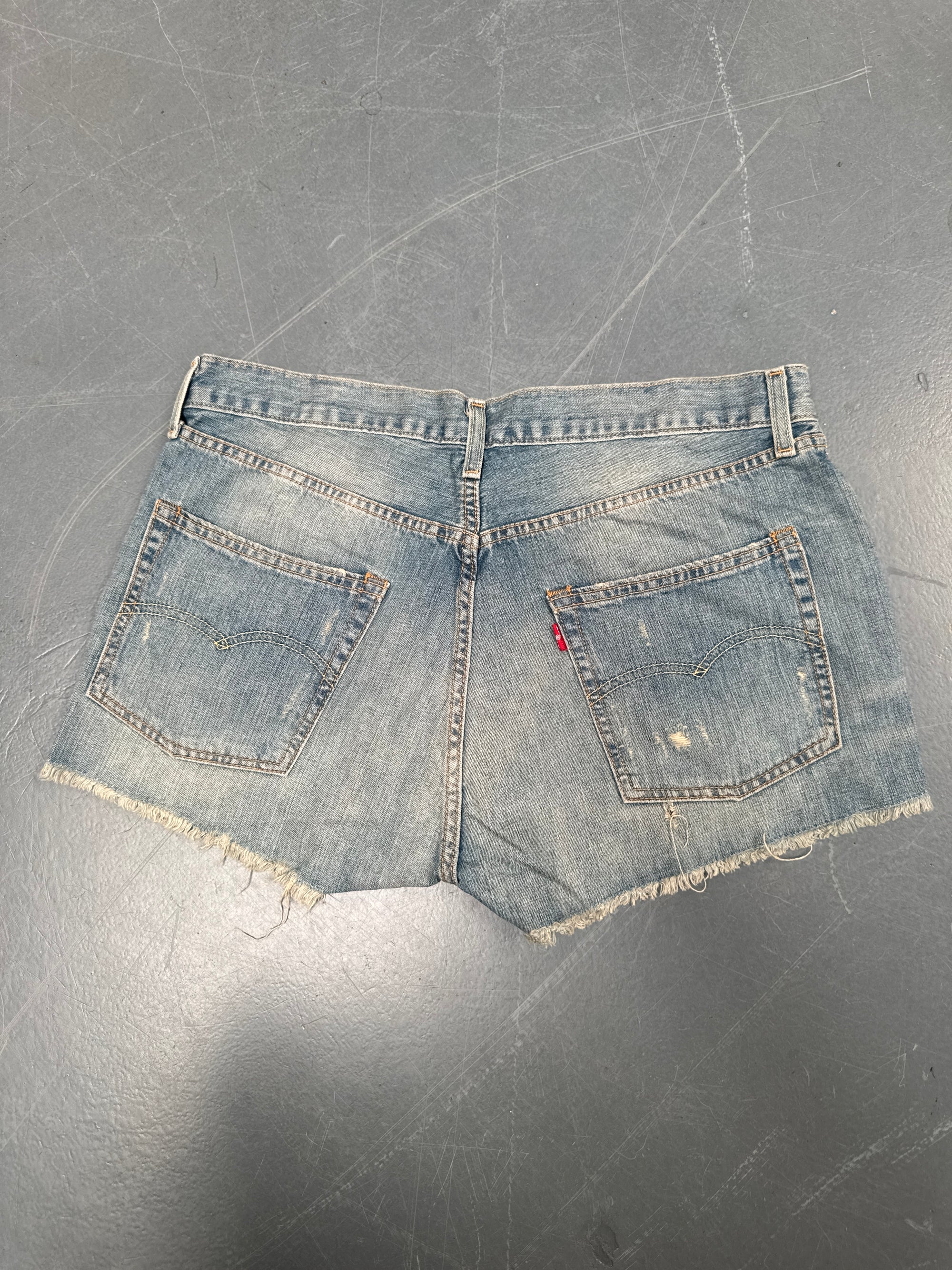 Vintage Ladies Levis Cut Off Denim Shorts - 90s Made - W 34 - SH147