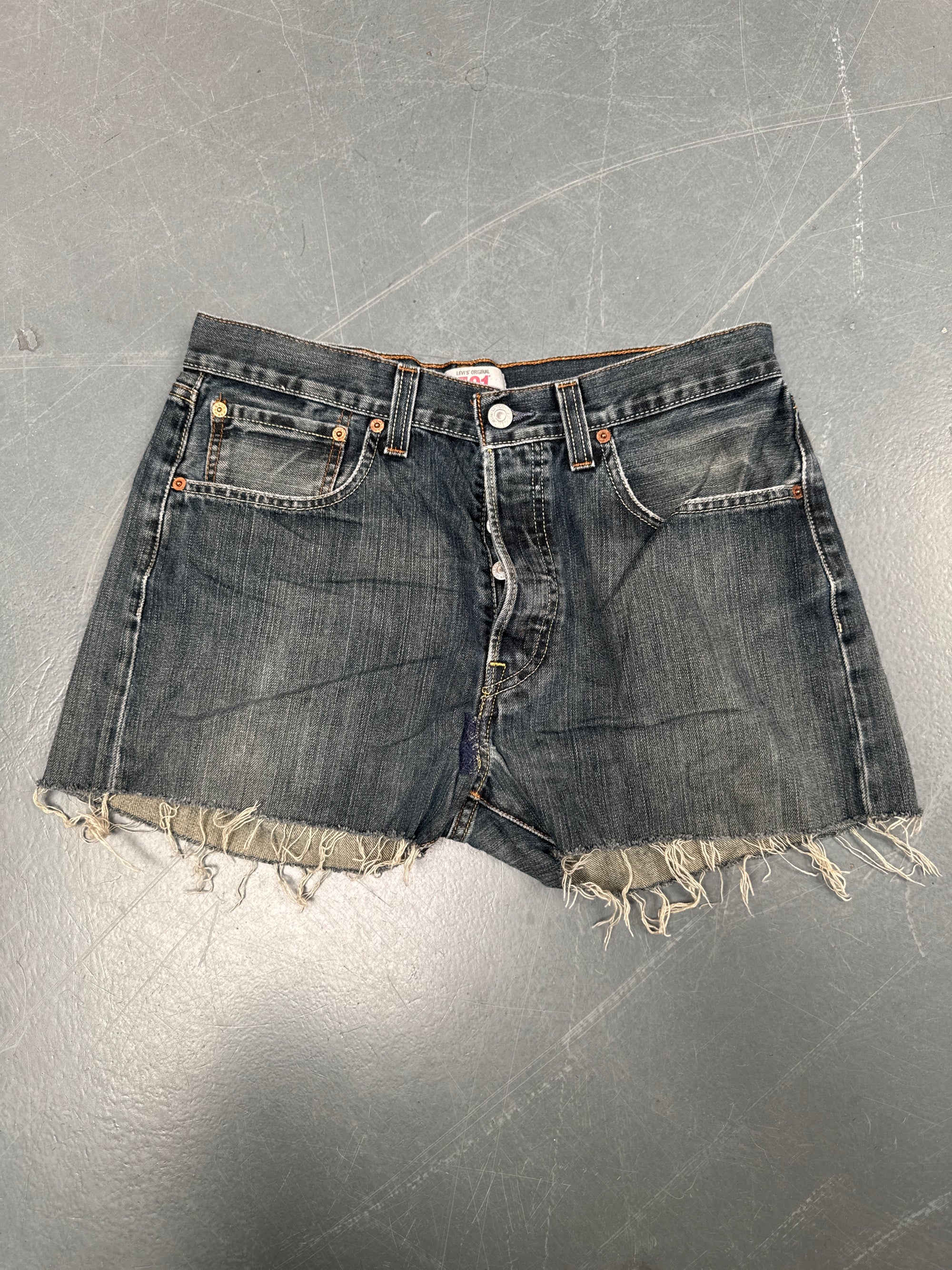Vintage Ladies Levis Cut Off Denim Shorts - 90s Made - W 30 - SH148
