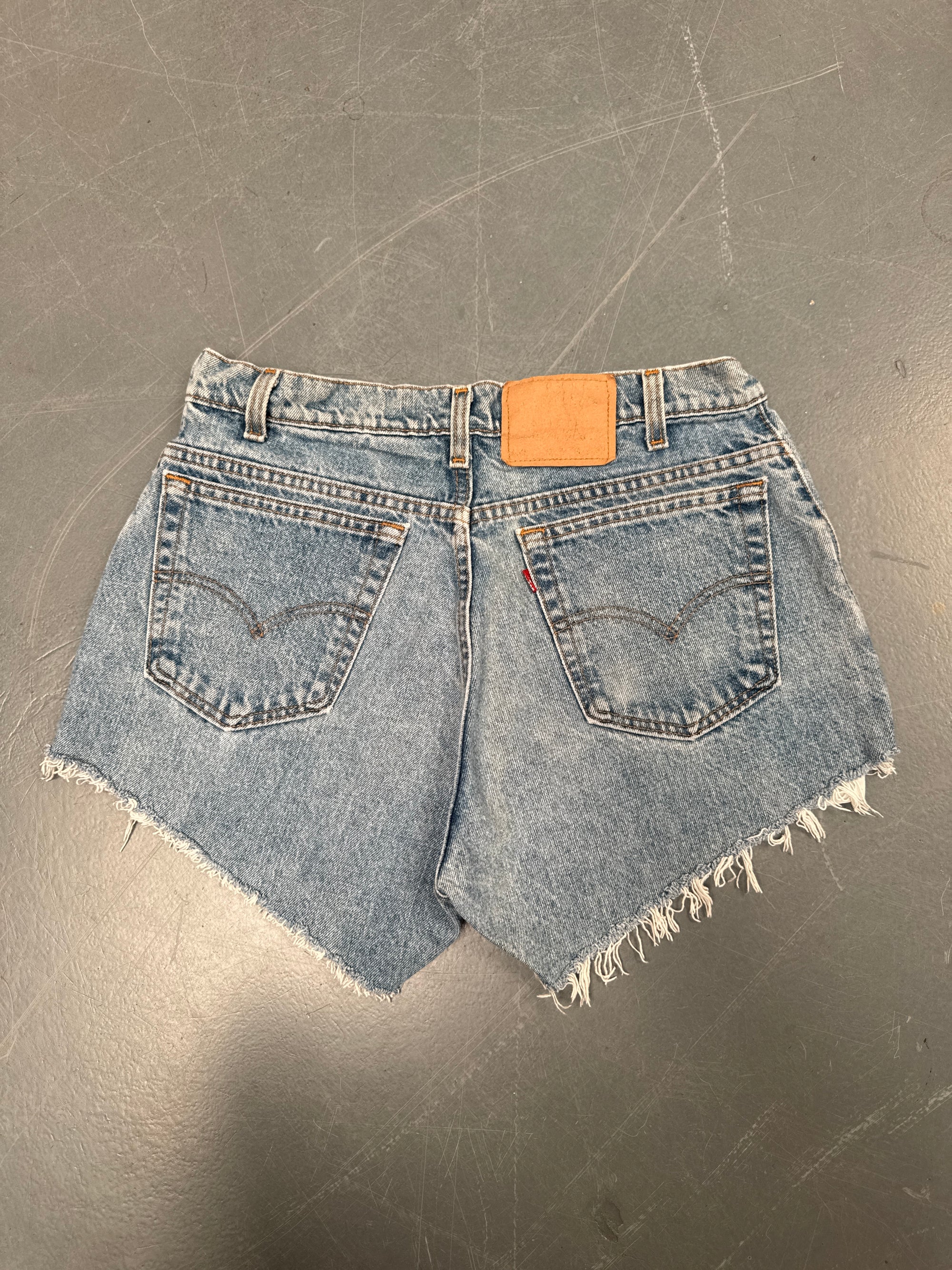Vintage Ladies Levis Cut Off Denim Shorts - 90s Made - W 29 - SH152