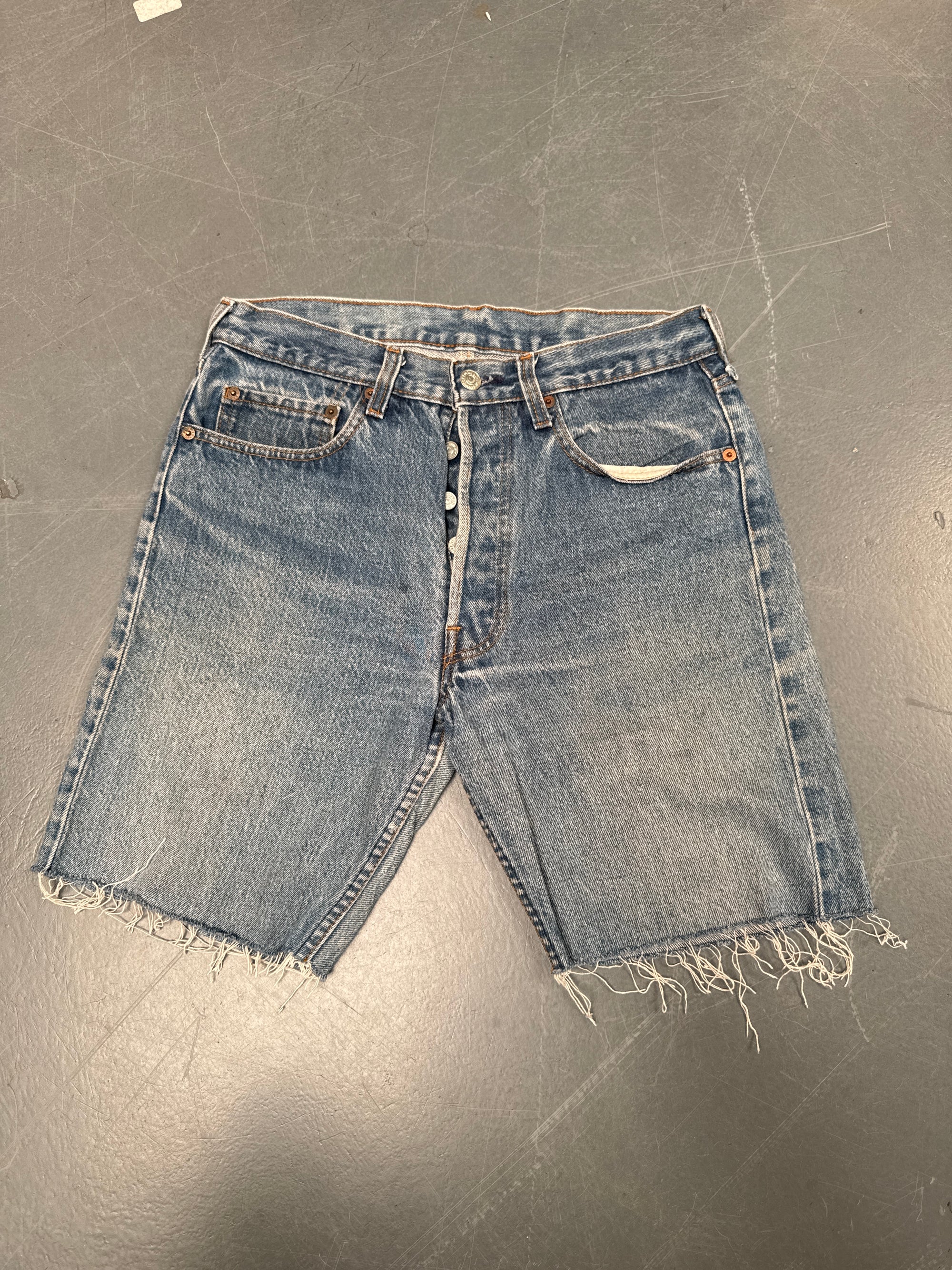 Vintage Ladies Levis Cut Off Denim Shorts - 90s Made - W 28 - SH154