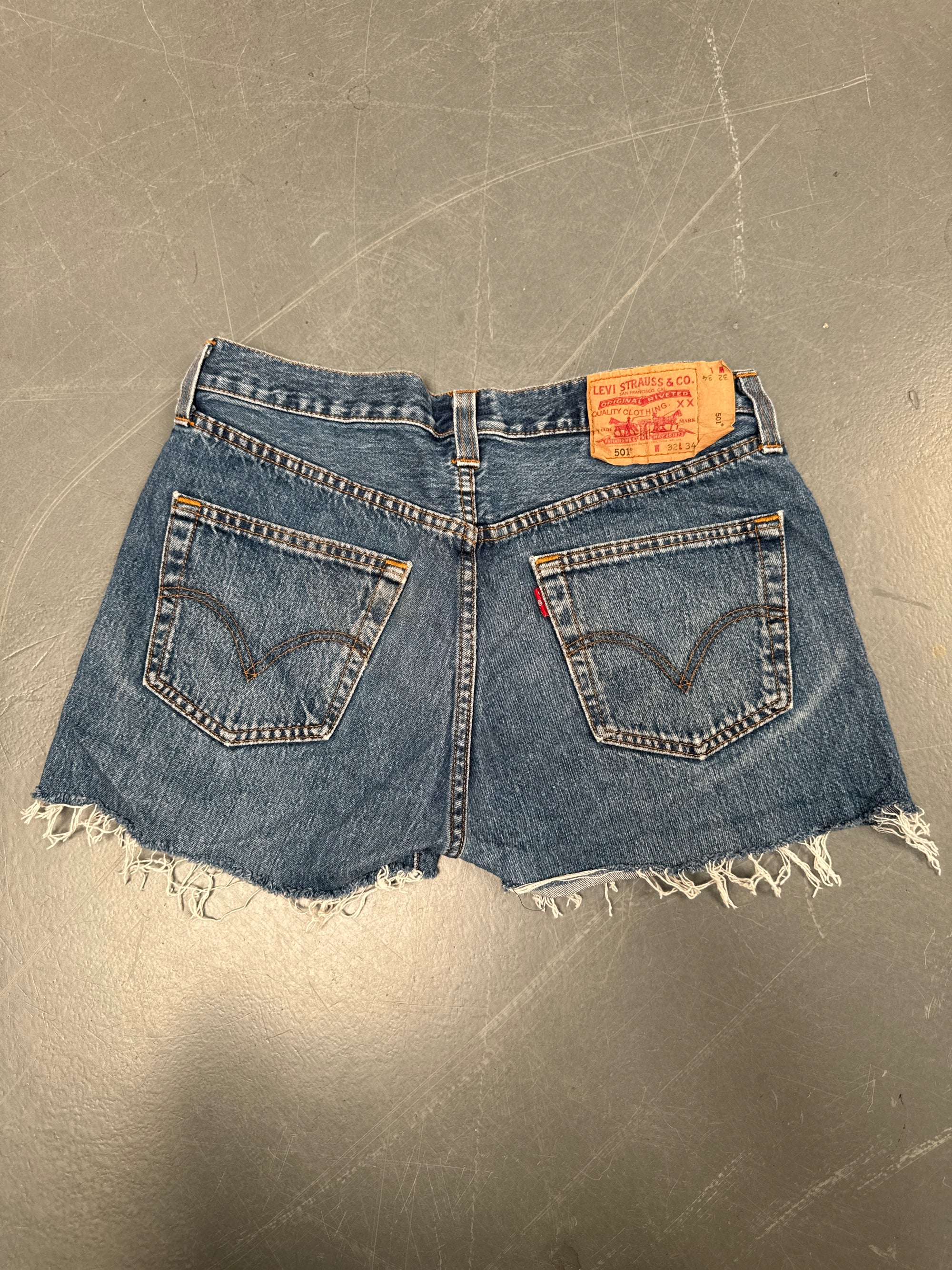 Vintage Ladies Levis Cut Off Denim Shorts - 90s Made - W 30 - SH162