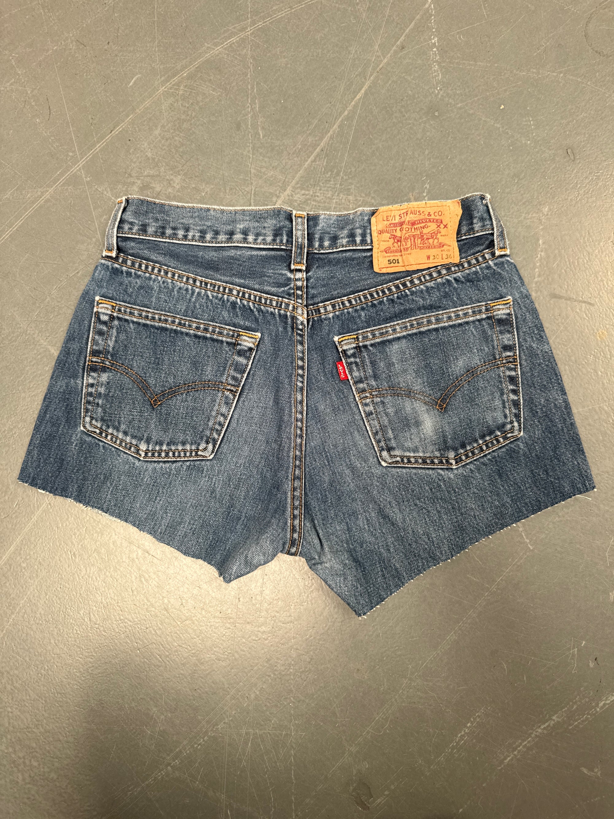 Vintage Ladies Levis Cut Off Denim Shorts - 90s Made - W 28 - SH164
