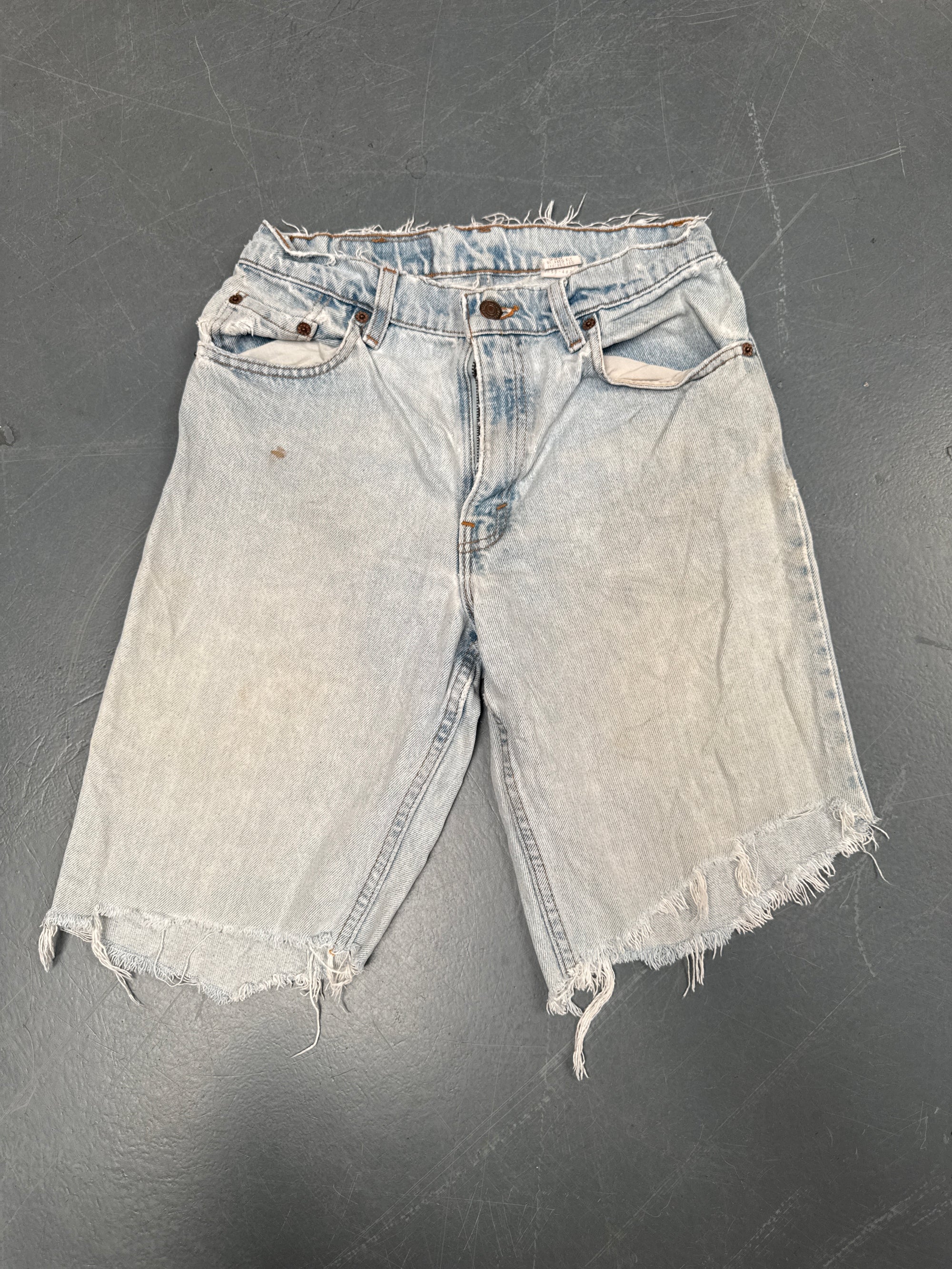 Vintage Ladies Levis Cut Off Denim Shorts - 90s Made - W 26 - SH166