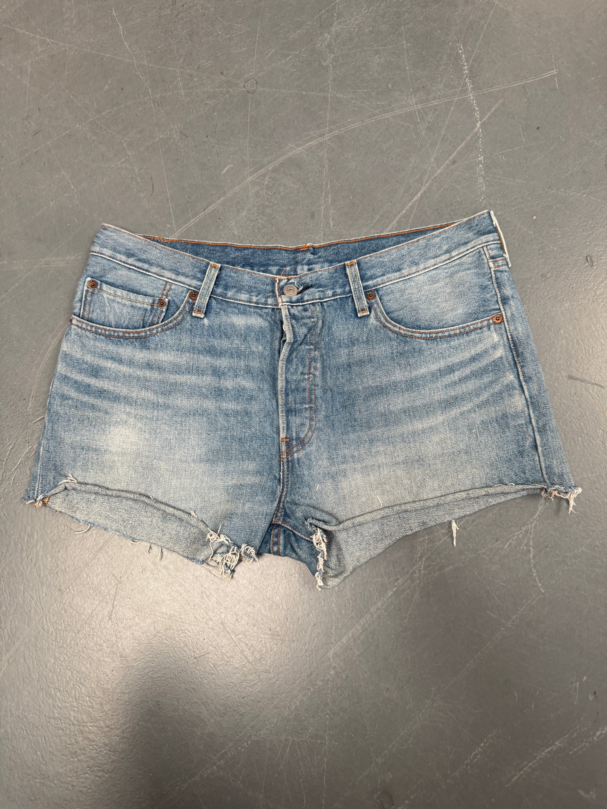 Vintage Ladies Levis Cut Off Denim Shorts - 90s Made - W 32 - SH176