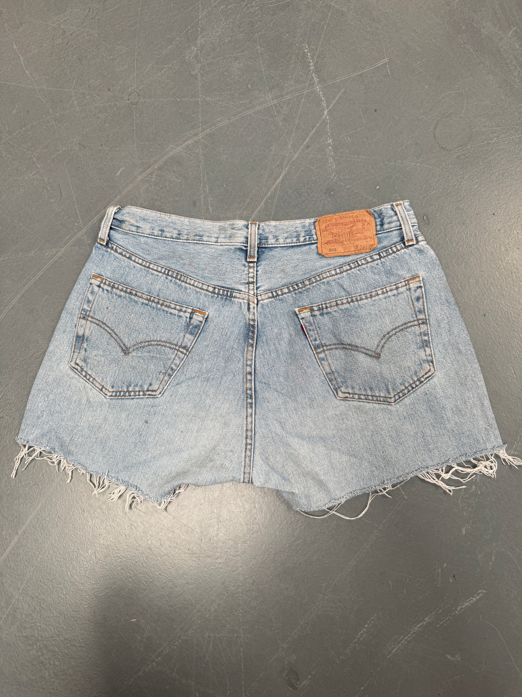 Vintage Ladies Levis Cut Off Denim Shorts - 90s Made - W 32 - SH181