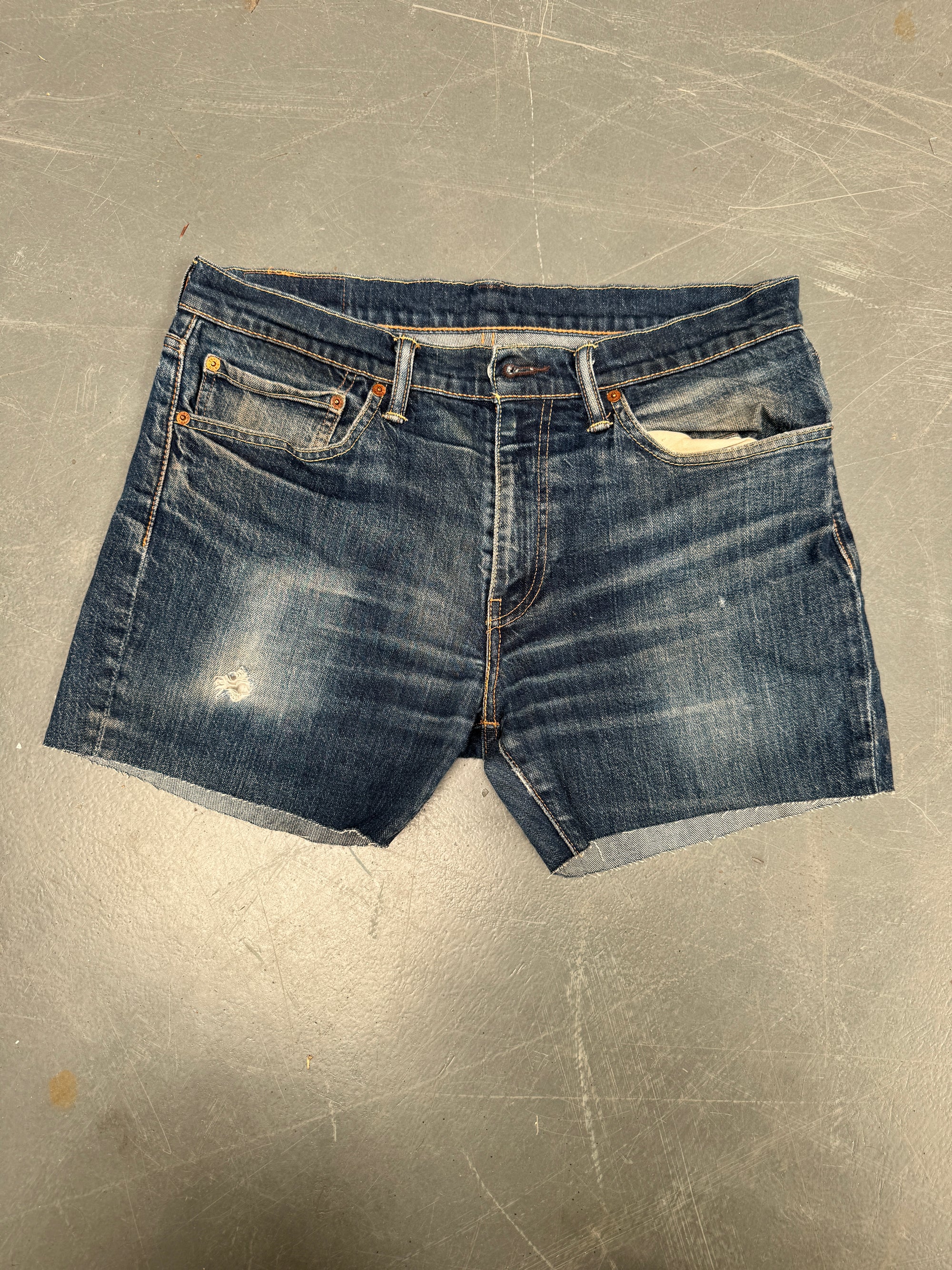 Vintage Ladies Levis Cut Off Denim Shorts - 90s Made - W 34 - SH182