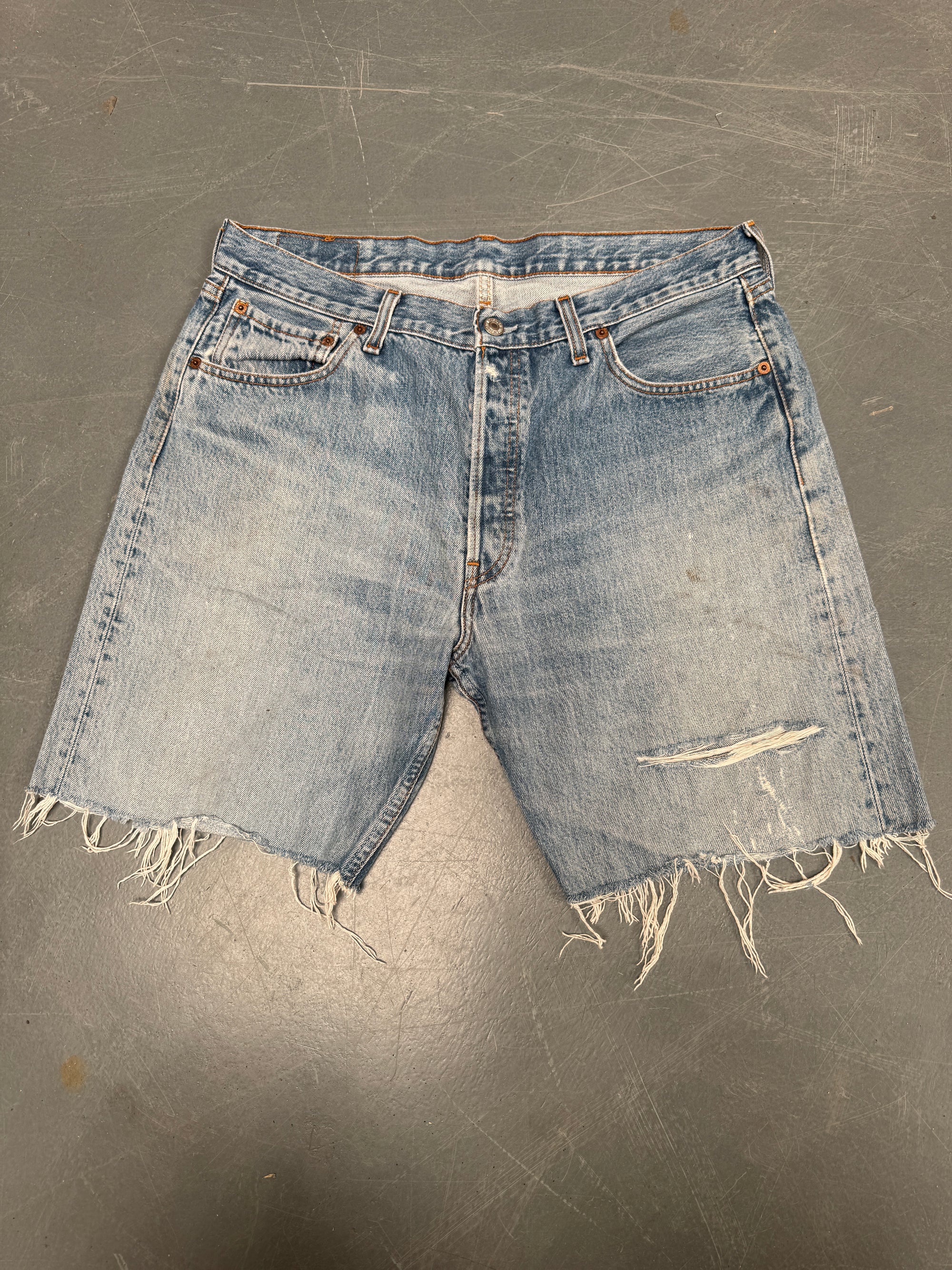 Vintage Ladies Levis Cut Off Denim Shorts - 90s Made - W 34 - SH183