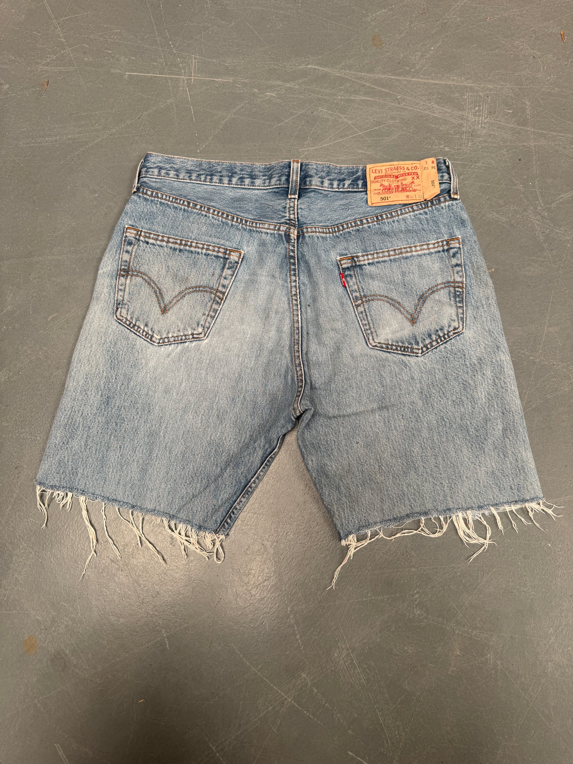 Vintage Ladies Levis Cut Off Denim Shorts - 90s Made - W 34 - SH183
