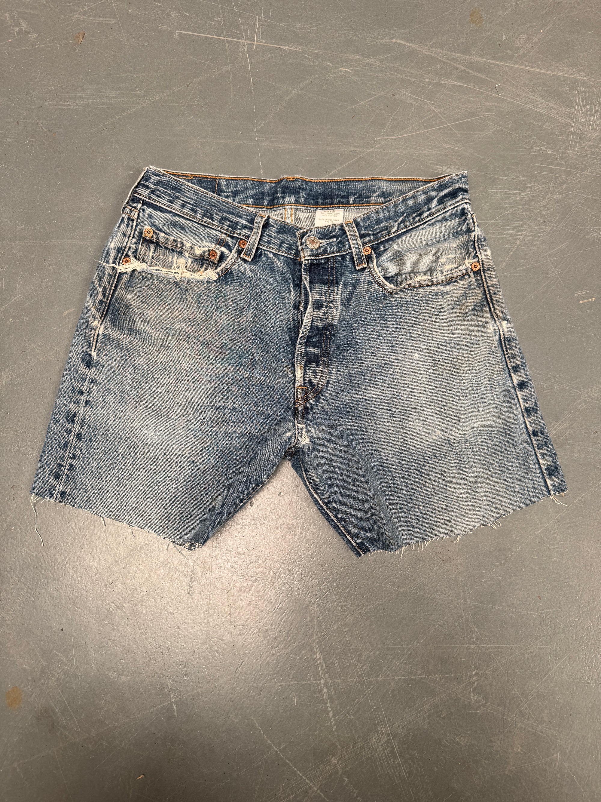 Vintage Ladies Levis Cut Off Denim Shorts - 90s Made - W 30 - SH184