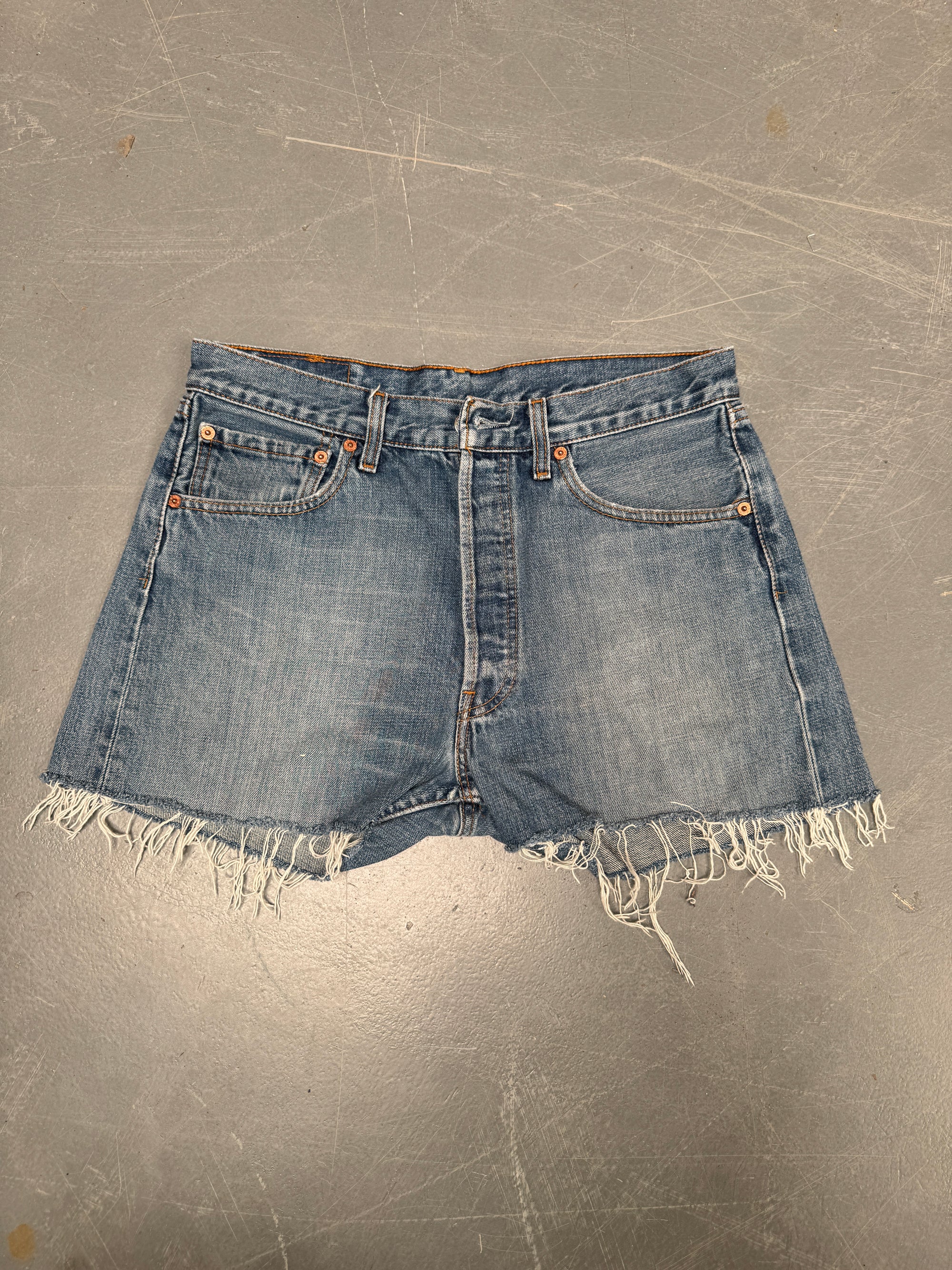 Vintage Ladies Levis Cut Off Denim Shorts - 90s Made - W 30 - SH192