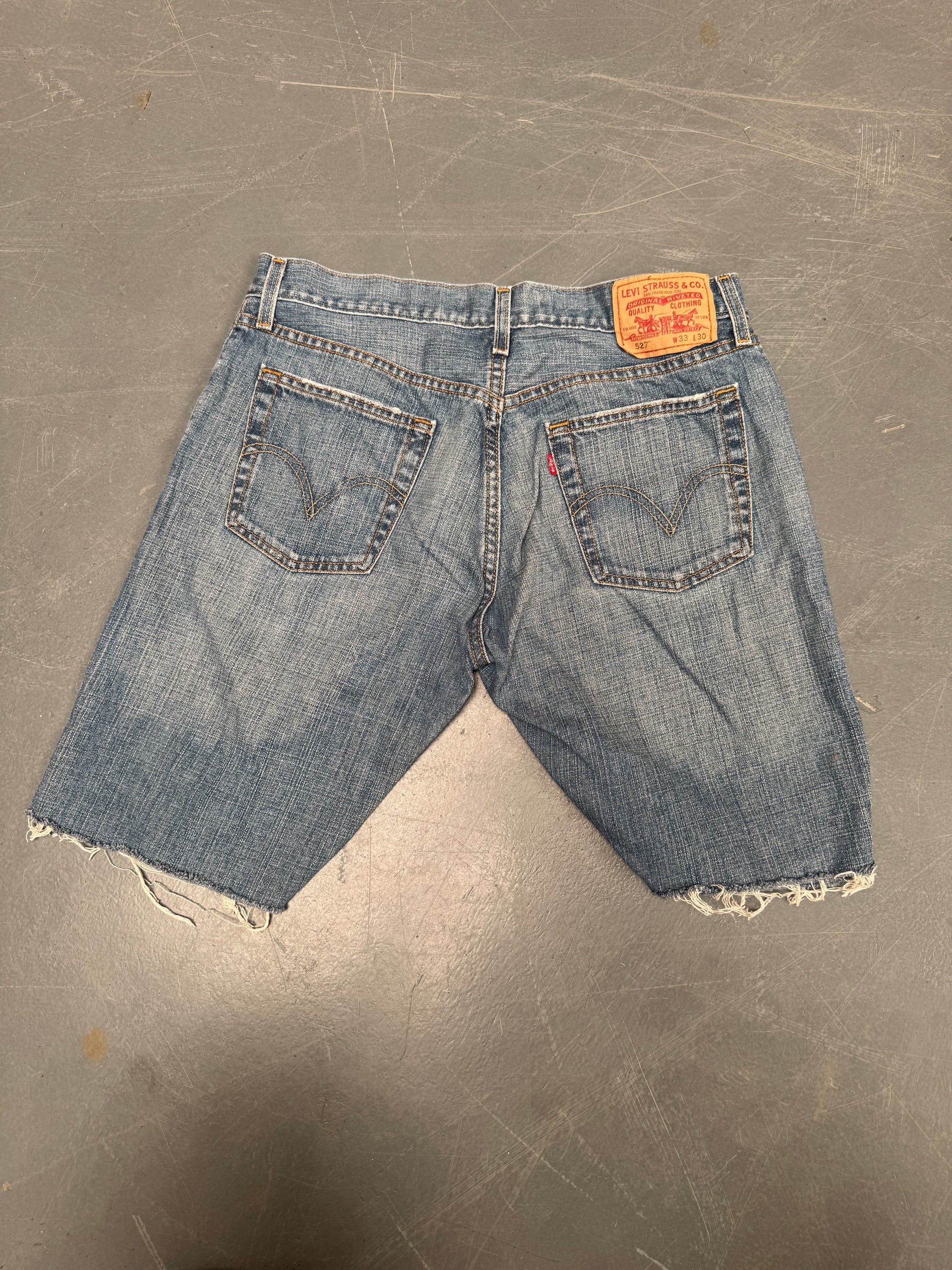 Vintage Ladies Levis Cut Off Denim Shorts - 90s Made - W 32 - SH195