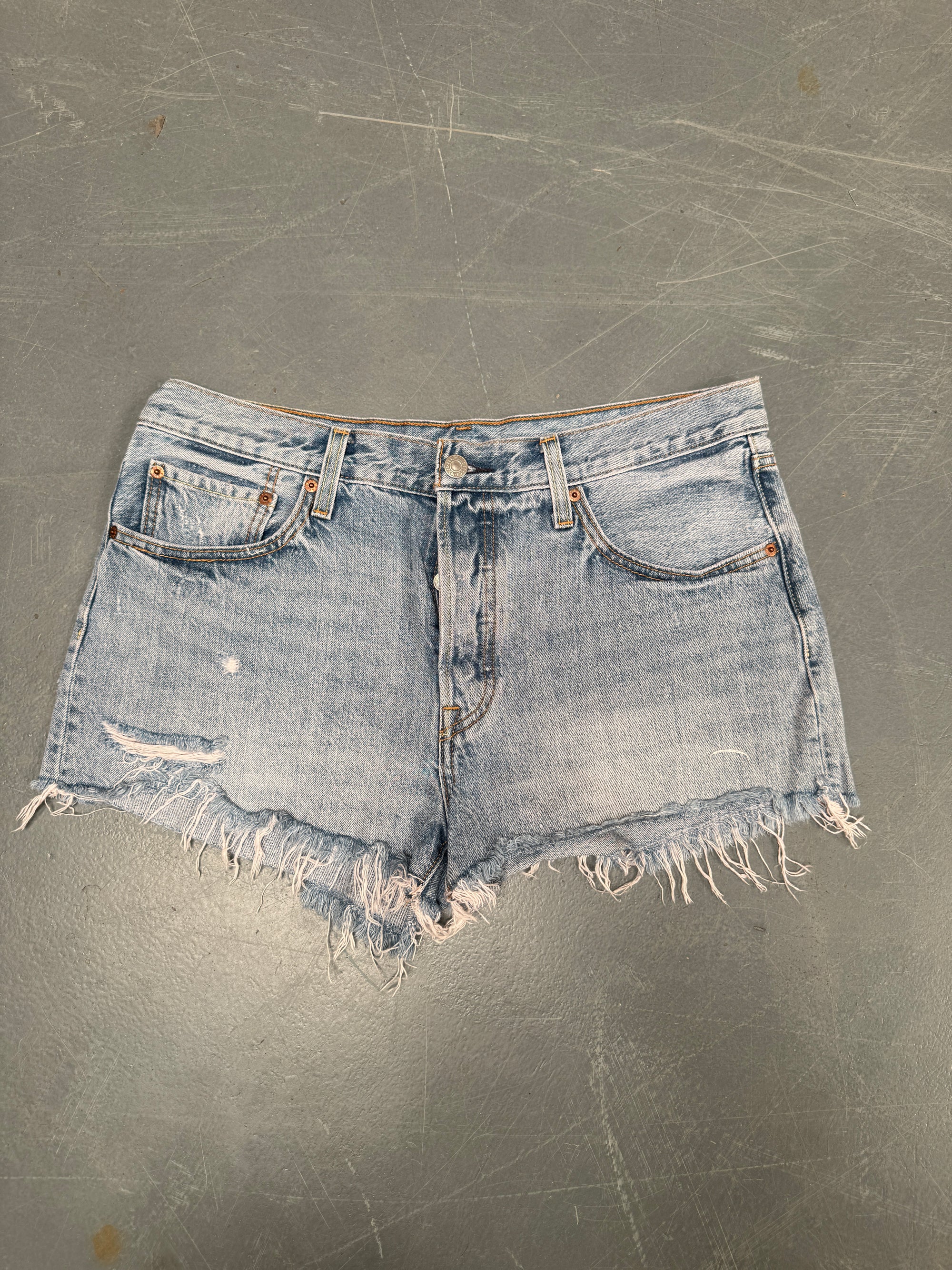 Vintage Ladies Levis Cut Off Denim Shorts - 90s Made - W 33 - SH200