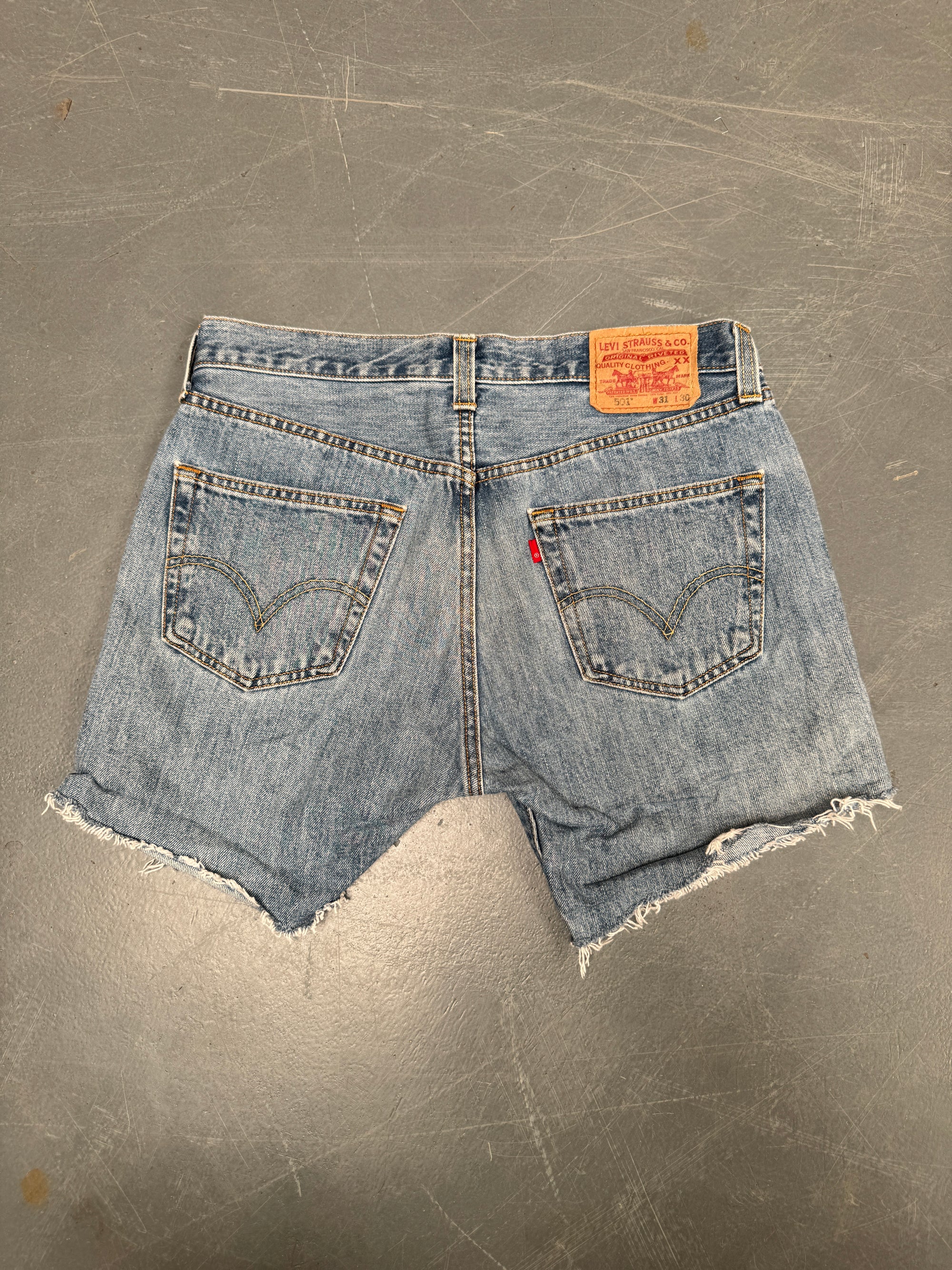 Vintage Ladies Levis Cut Off Denim Shorts - 90s Made - W 32 - SH212