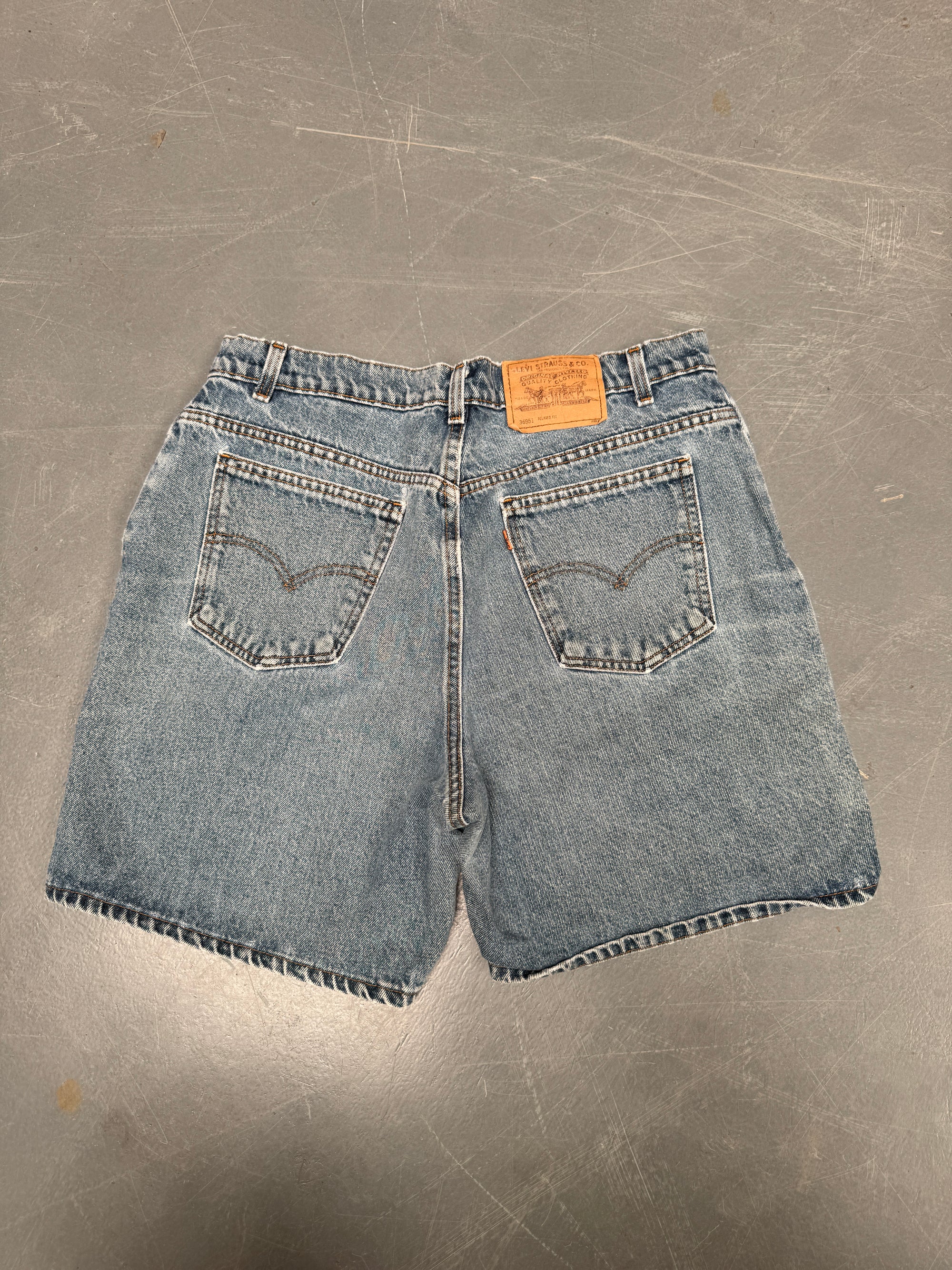 Vintage Ladies Levis Cut Off Denim Shorts - 90s Made - W 32 - SH221