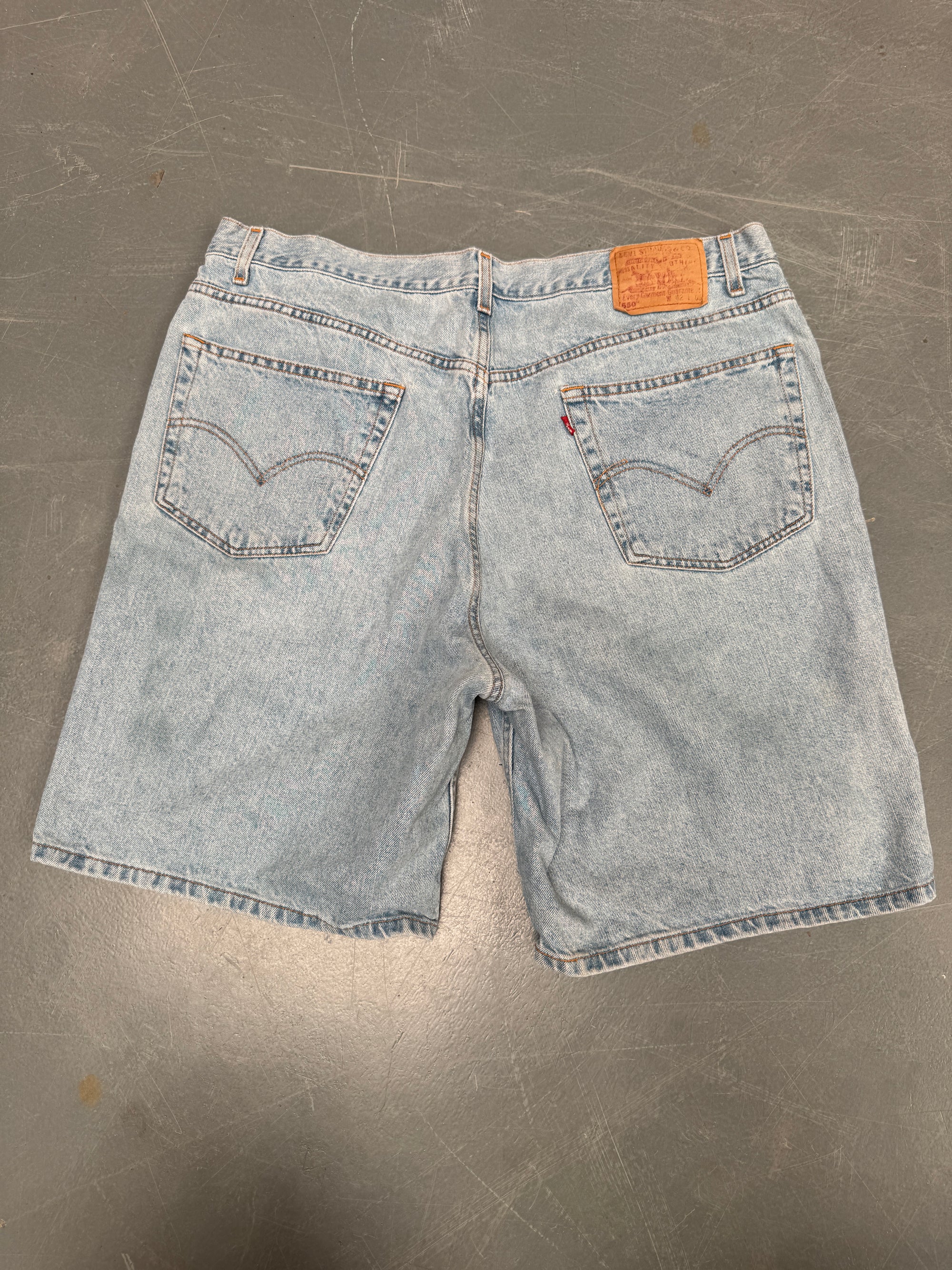 Vintage Ladies Levis Cut Off Denim Shorts - 90s Made - W 38 - SH223