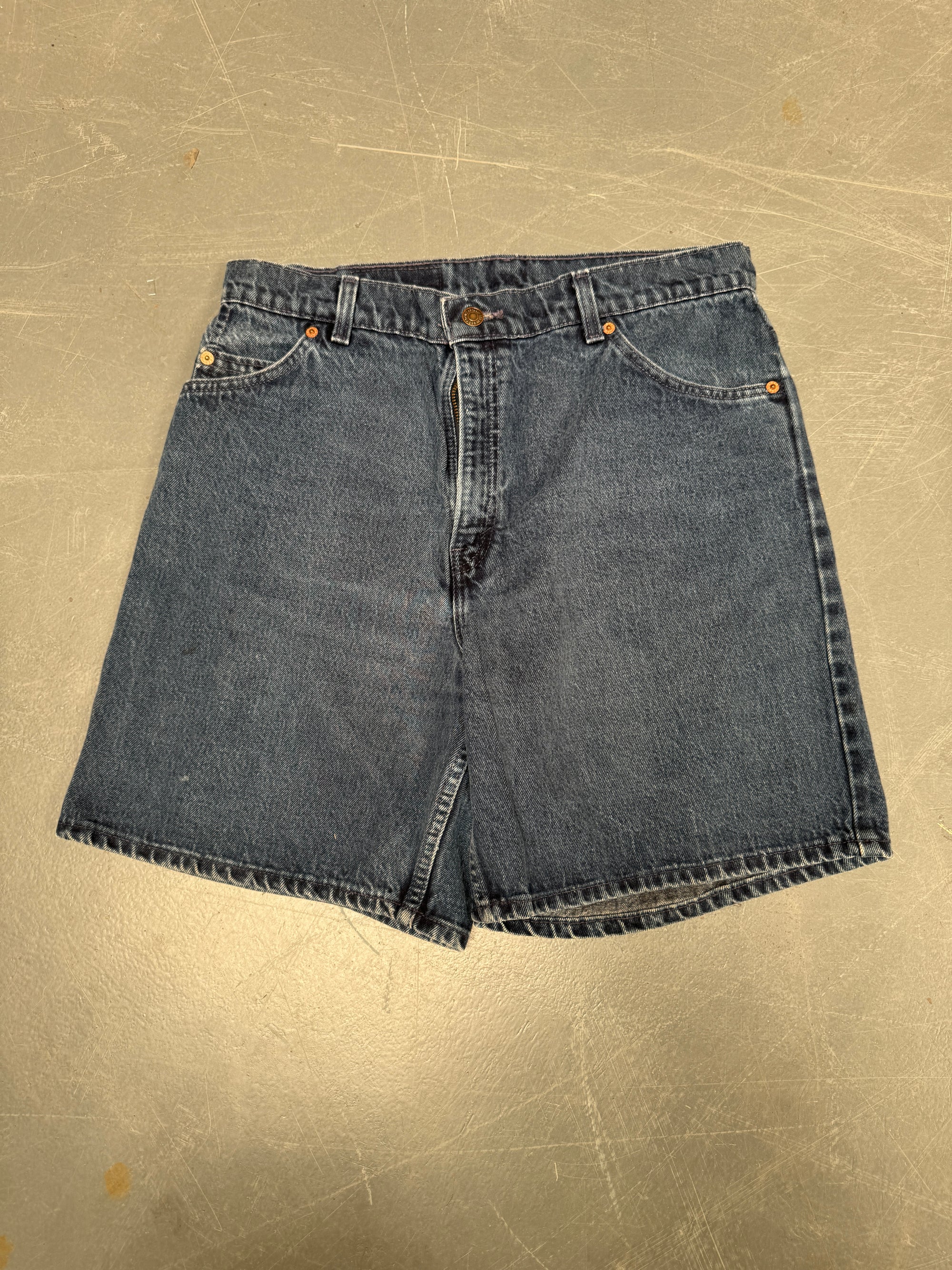 Vintage Ladies Levis Cut Off Denim Shorts - 90s Made - W 32 - SH237