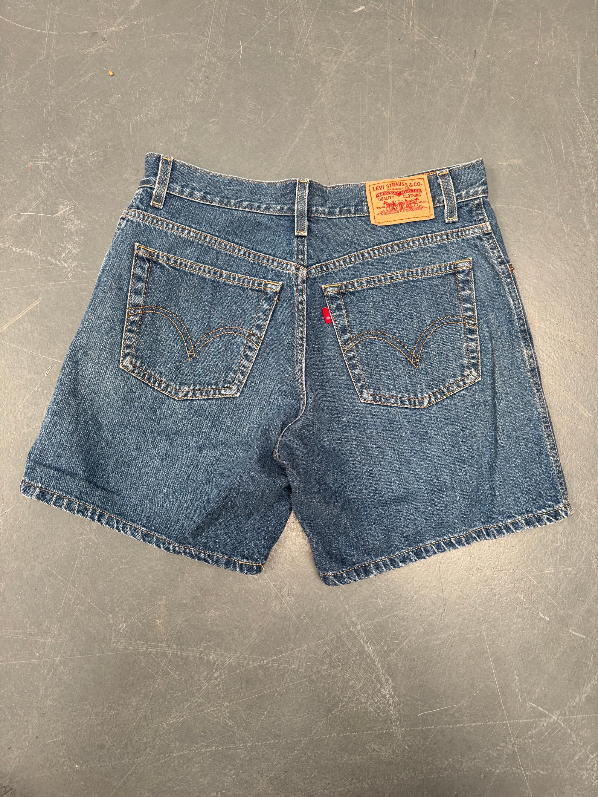 Vintage Ladies Levis Cut Off Denim Shorts - 90s Made - W 31 - SH243