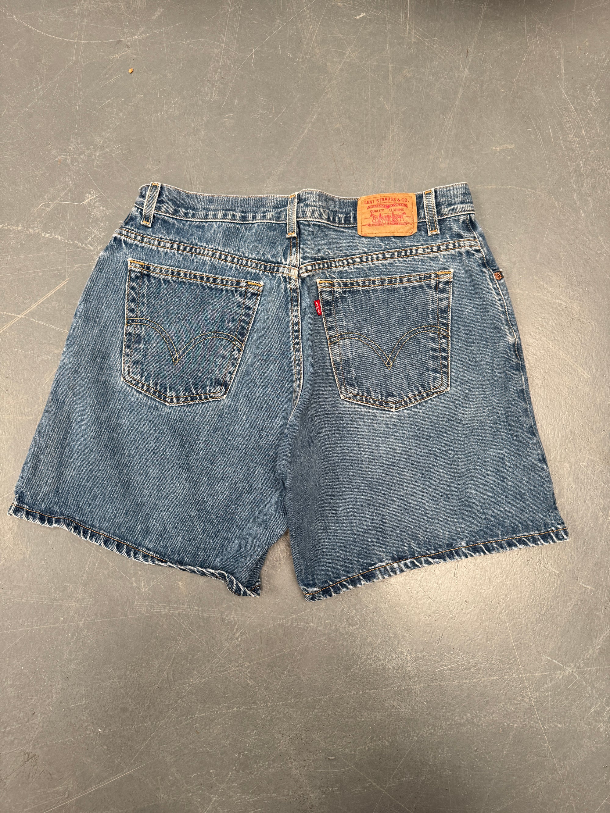 Vintage Ladies Levis Cut Off Denim Shorts - 90s Made - W 32 - SH247