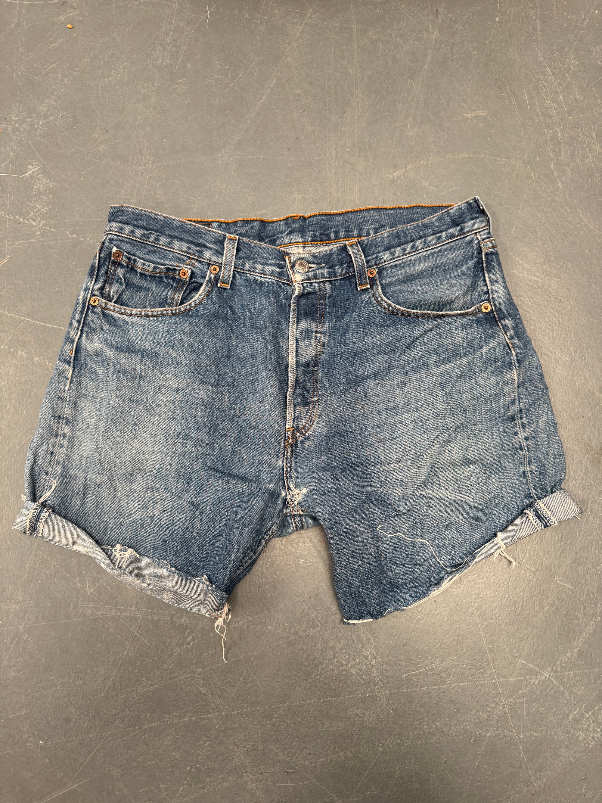 Vintage Ladies Levis Cut Off Denim Shorts - 90s Made - W 32 - SH251
