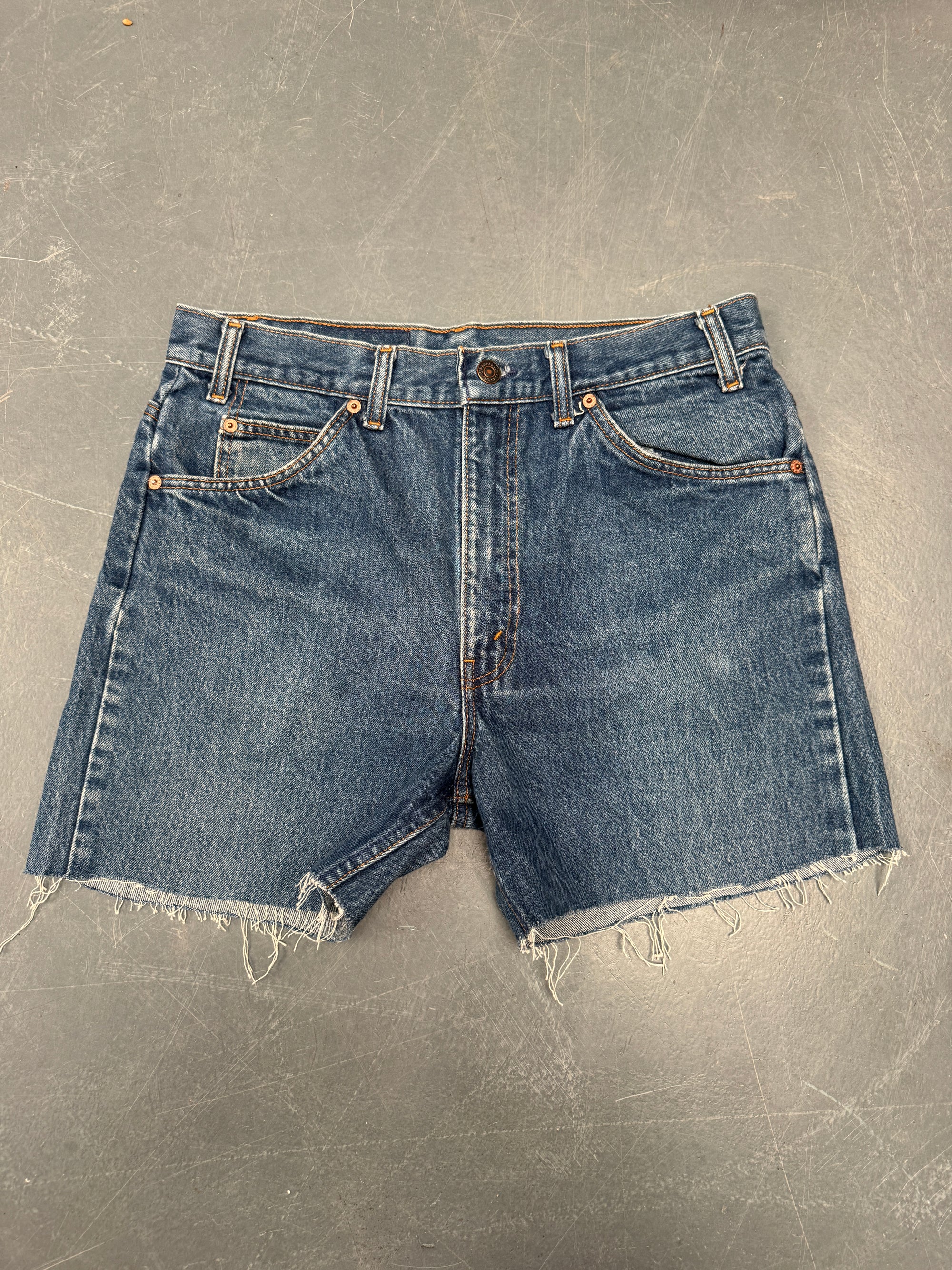 Vintage Ladies Levis Cut Off Denim Shorts - 90s Made - W 32 - SH252