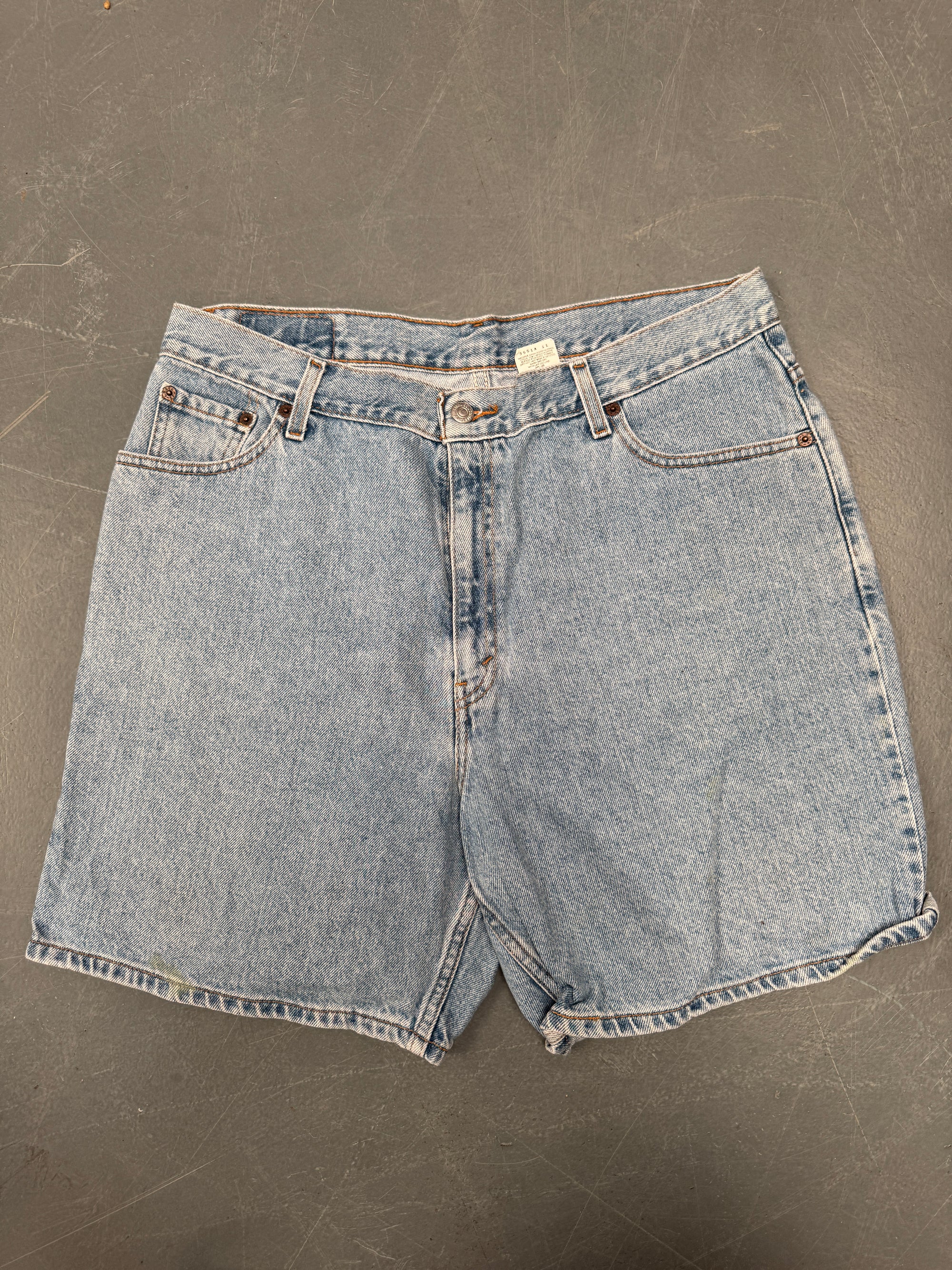 Vintage Ladies Levis Cut Off Denim Shorts - 90s Made - W 34 - SH261