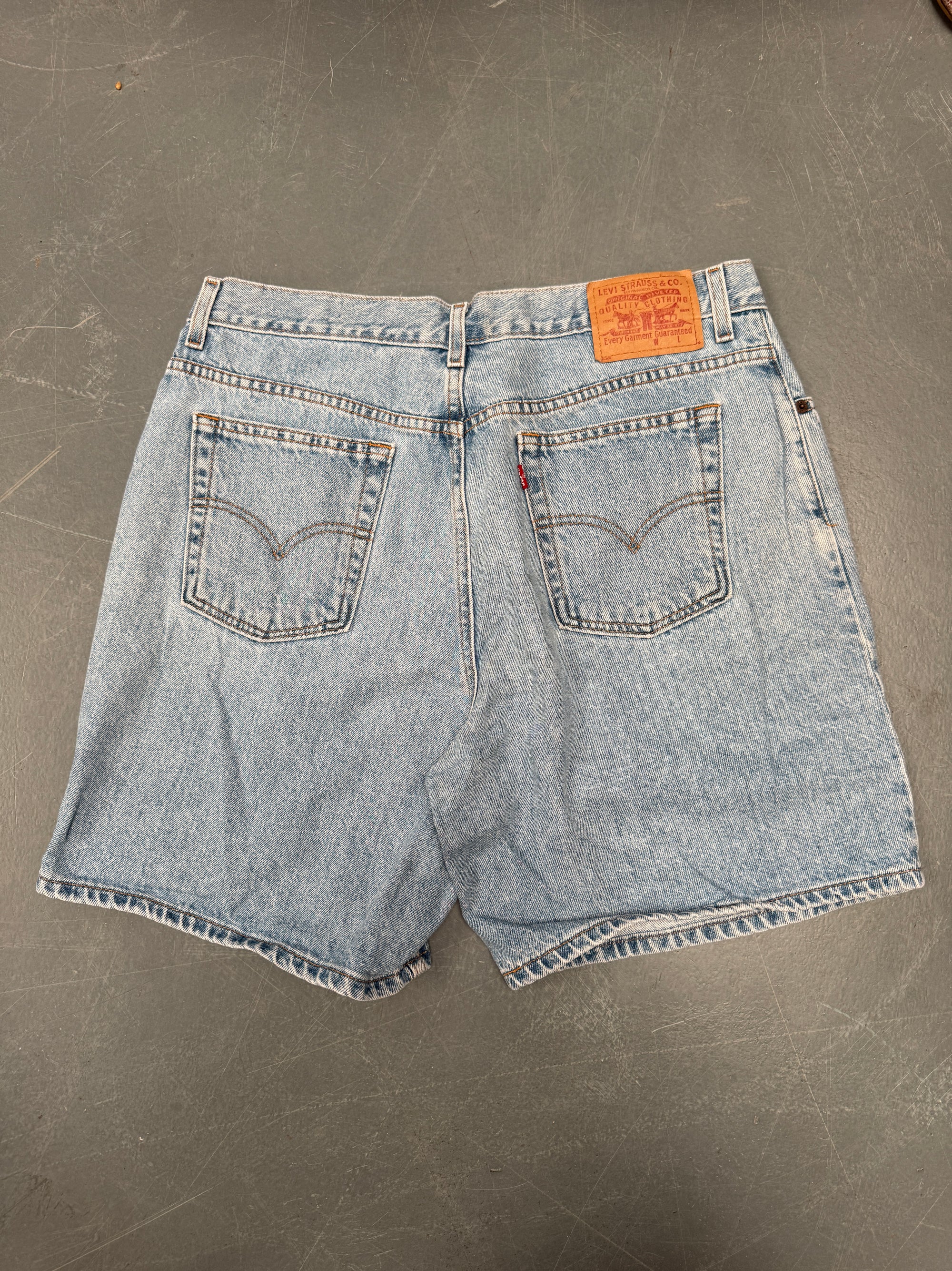 Vintage Ladies Levis Cut Off Denim Shorts - 90s Made - W 34 - SH261