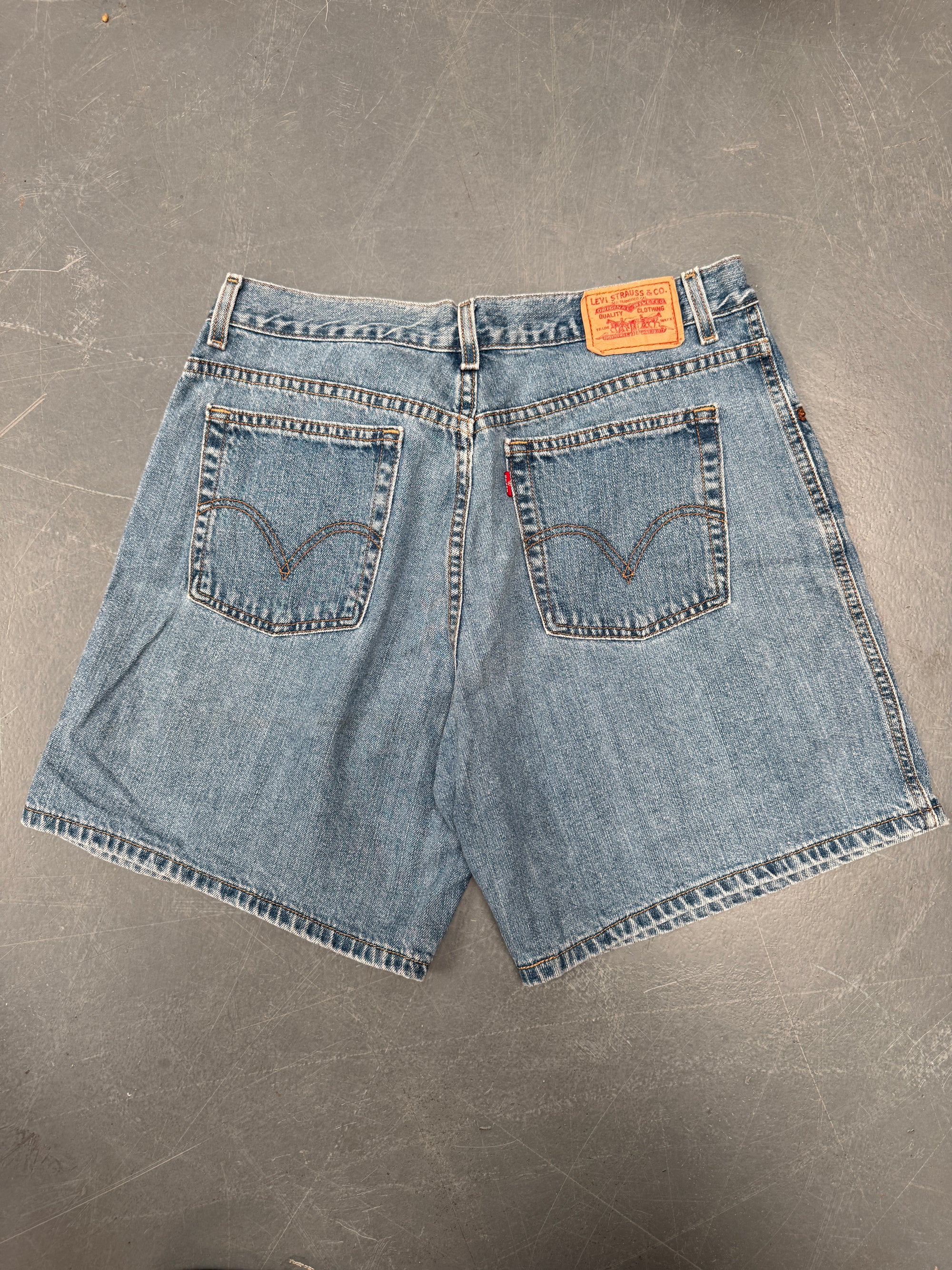 Vintage Ladies Levis Cut Off Denim Shorts - 90s Made - W 32 - SH262