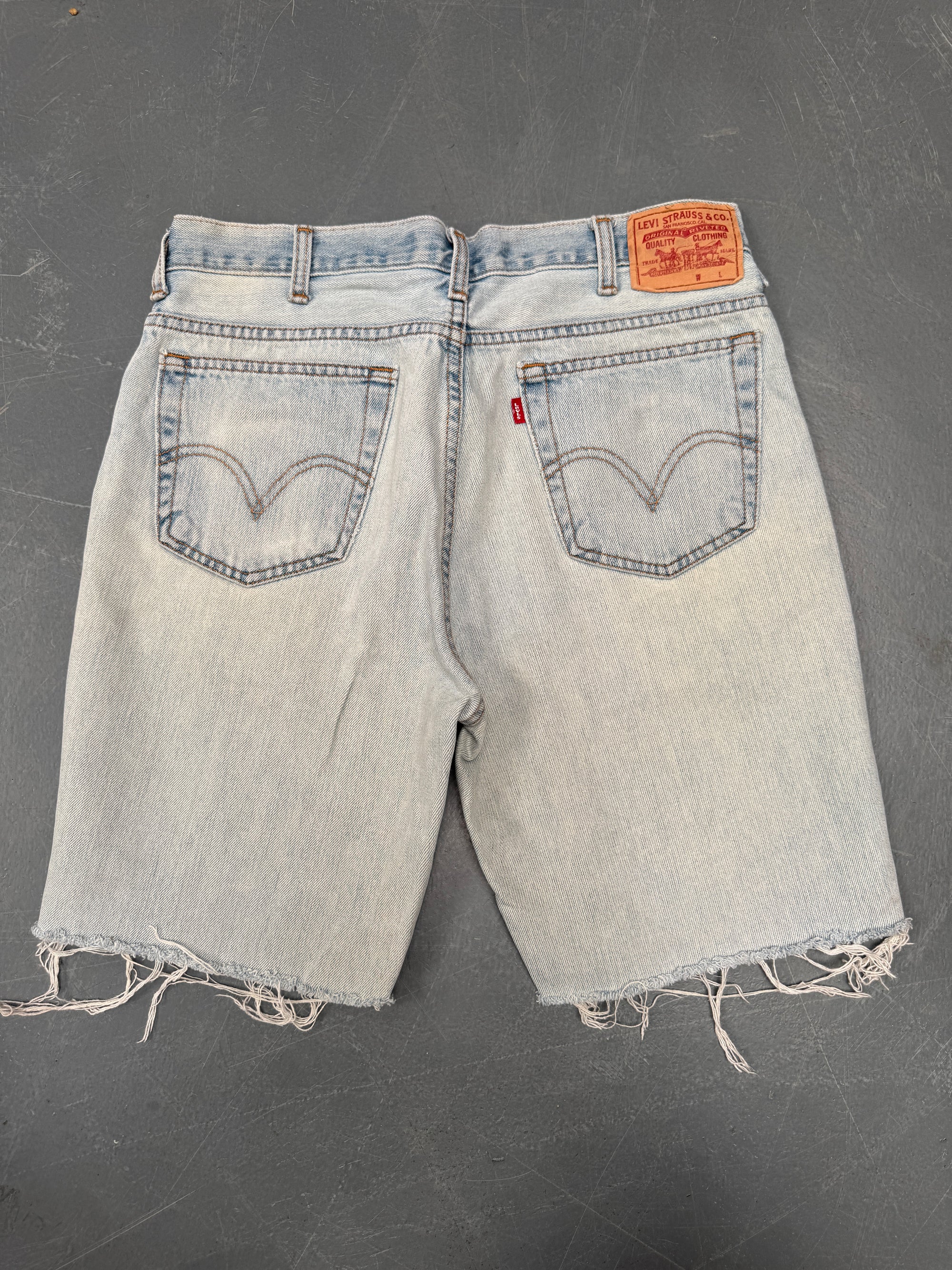 Vintage Ladies Levis Cut Off Denim Shorts - 90s Made - W 33 - SH267