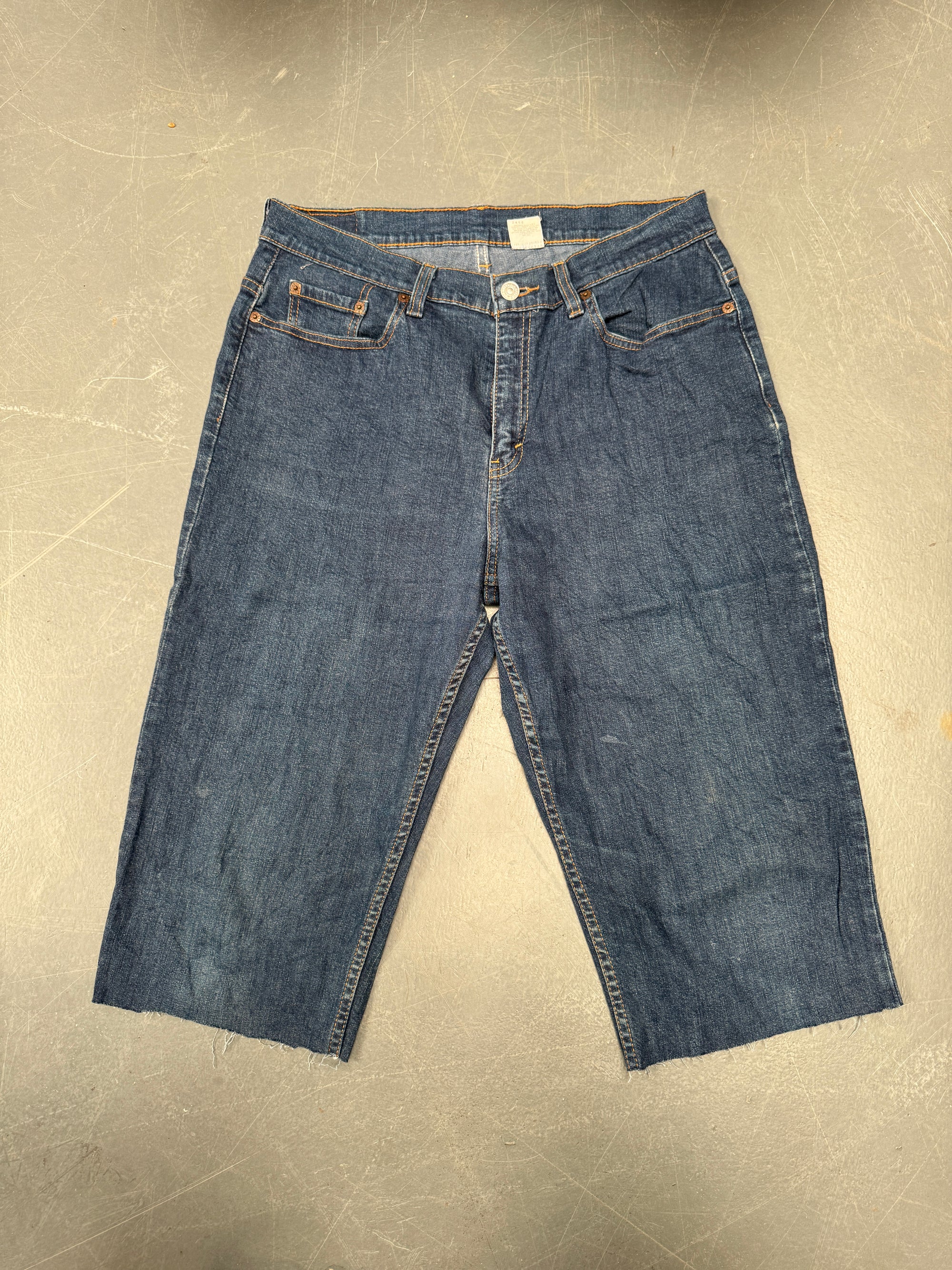 Vintage Ladies Levis Cut Off Denim Shorts - 90s Made - W 32 - SH278