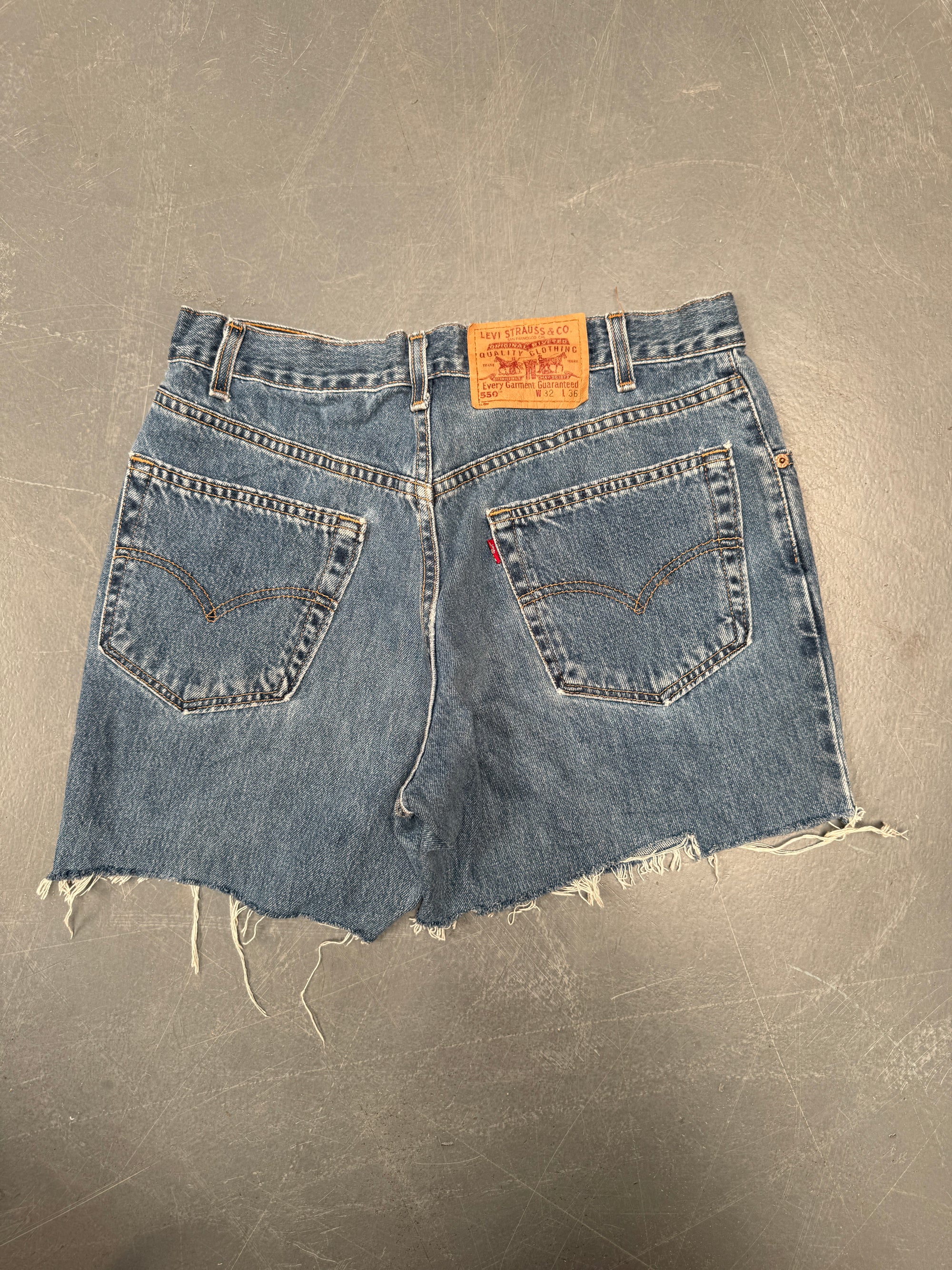 Vintage Ladies Levis Cut Off Denim Shorts - 90s Made - W 30 - SH281