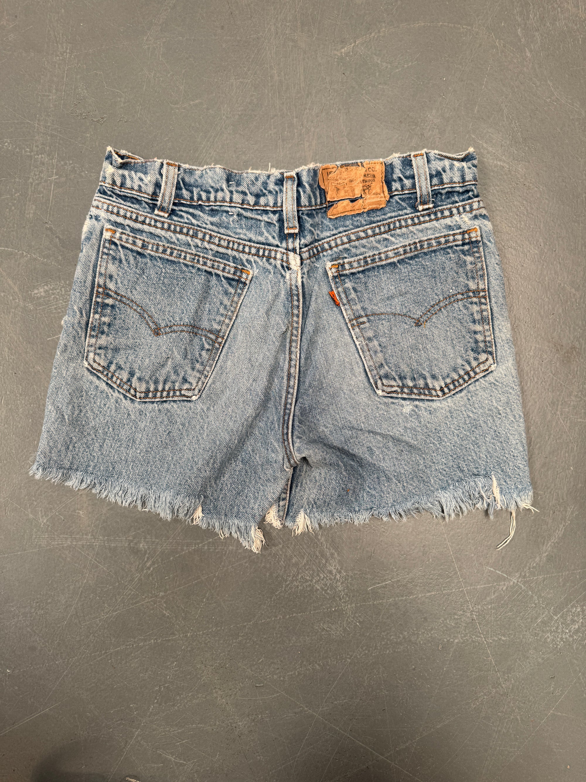 Vintage Ladies Levis Cut Off Denim Shorts - 90s Made - W 29 - SH282