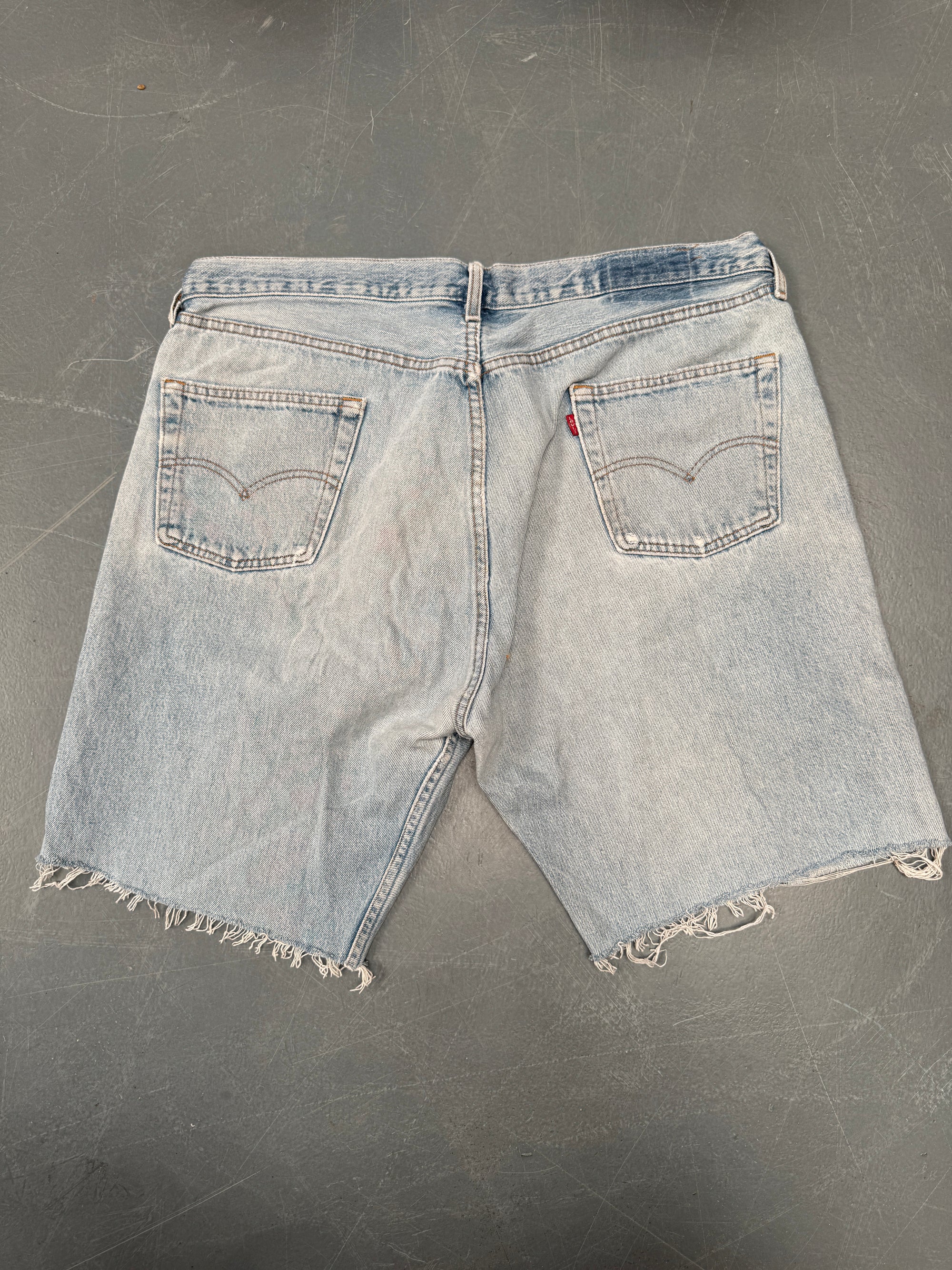 Vintage Ladies Levis Cut Off Denim Shorts - 90s Made - W 38 - SH288