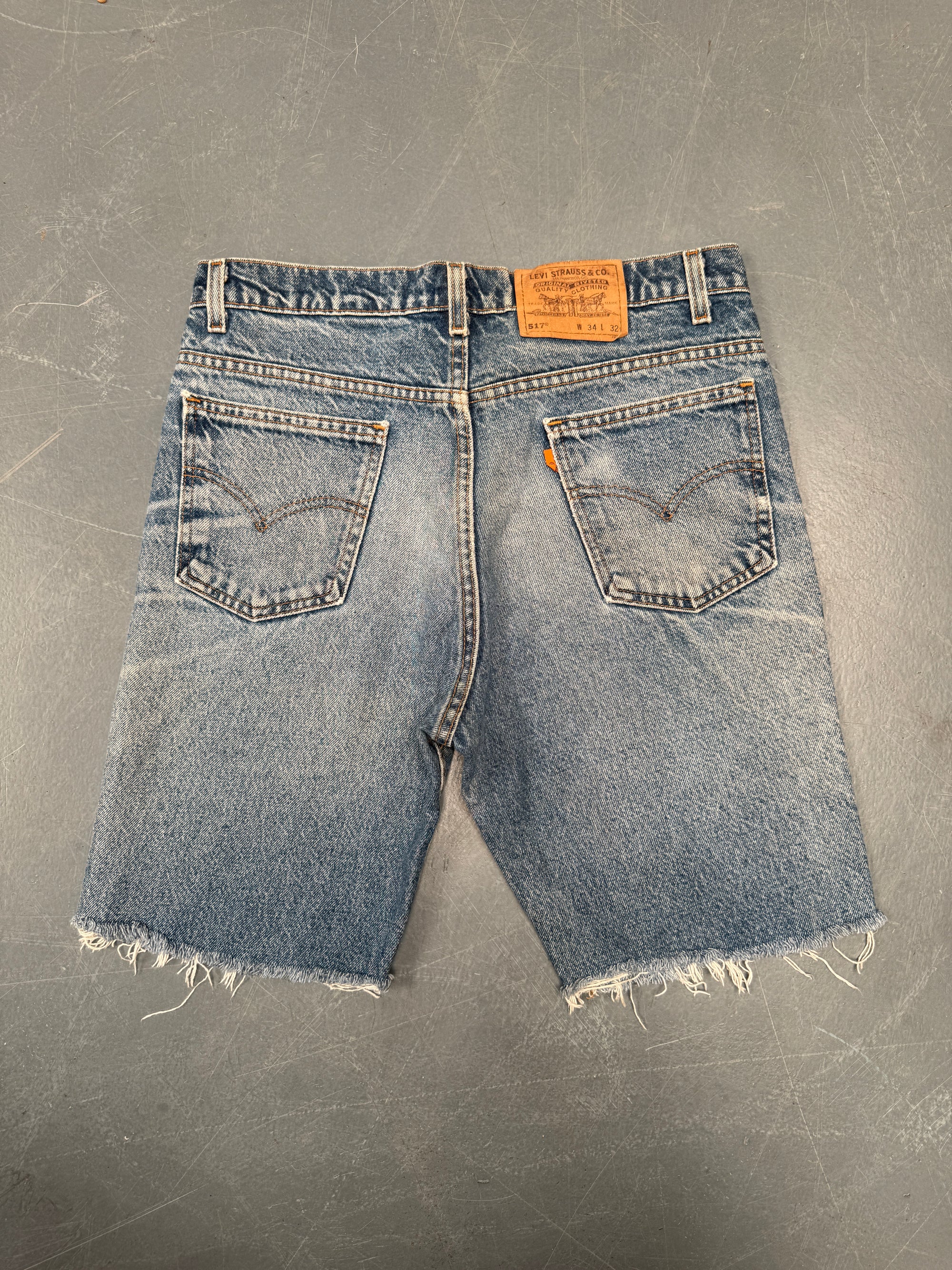 Vintage Ladies Levis Cut Off Denim Shorts - 90s Made - W 32 - SH289