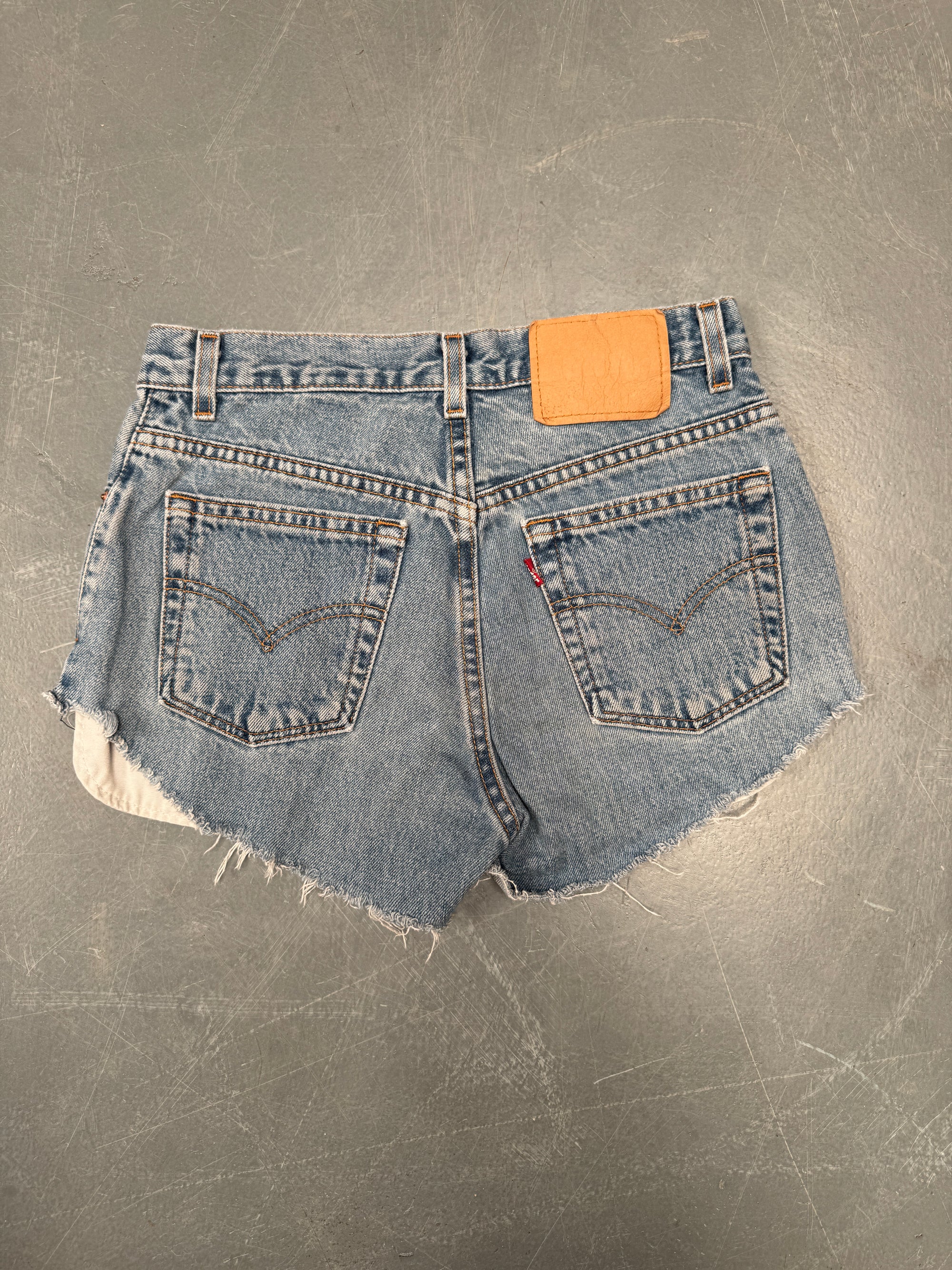 Vintage Ladies Levis Cut Off Denim Shorts - 90s Made - W 27 - SH291