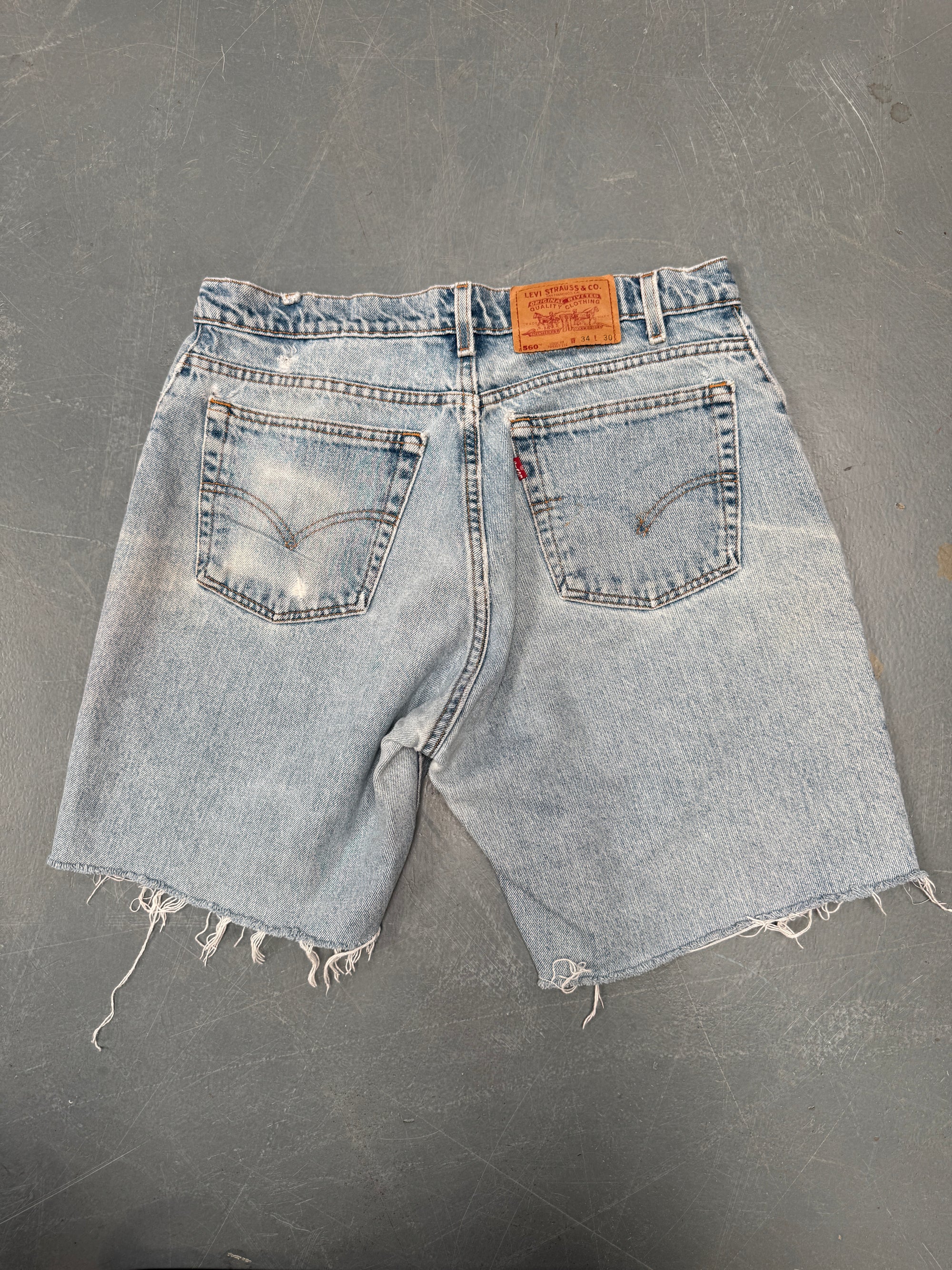 Vintage Ladies Levis Cut Off Denim Shorts - 90s Made - W 32 - SH292