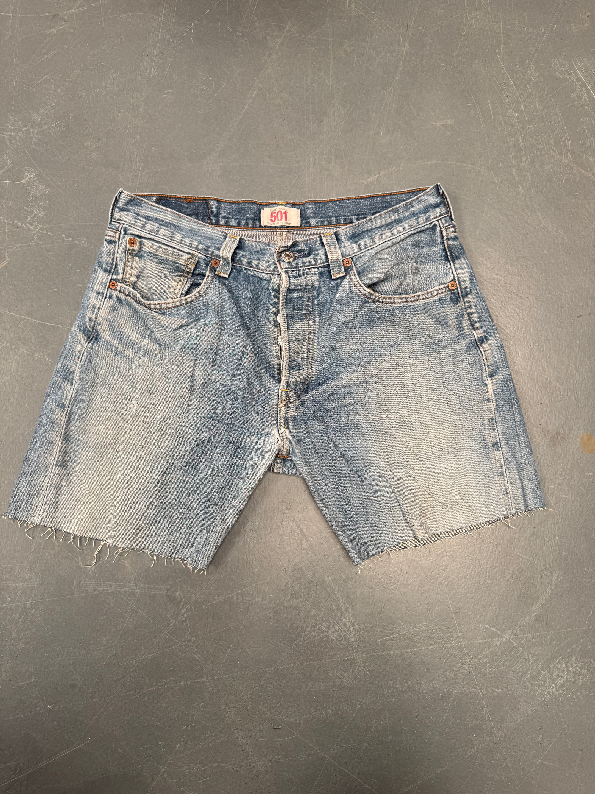 Vintage Ladies Levis Cut Off Denim Shorts - 90s Made - W 30 - SH293