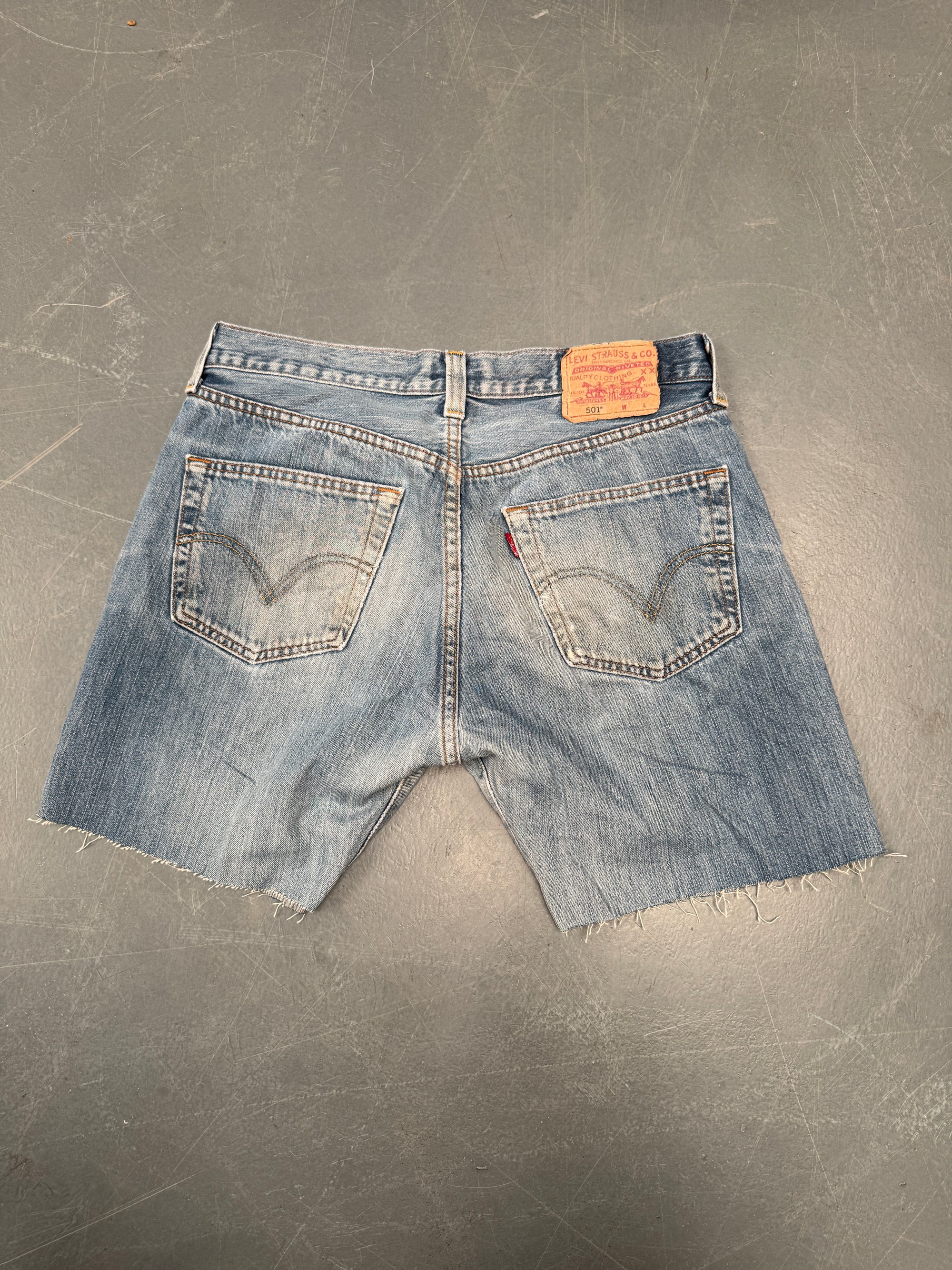 Vintage Ladies Levis Cut Off Denim Shorts - 90s Made - W 30 - SH293